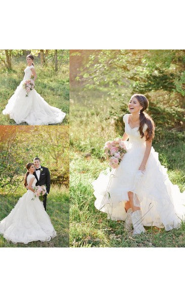 Rustic Cowgirl Boots Western V-neck Ruffles Ball Gown Barn A-line Lace Organza Short Wedding Dress