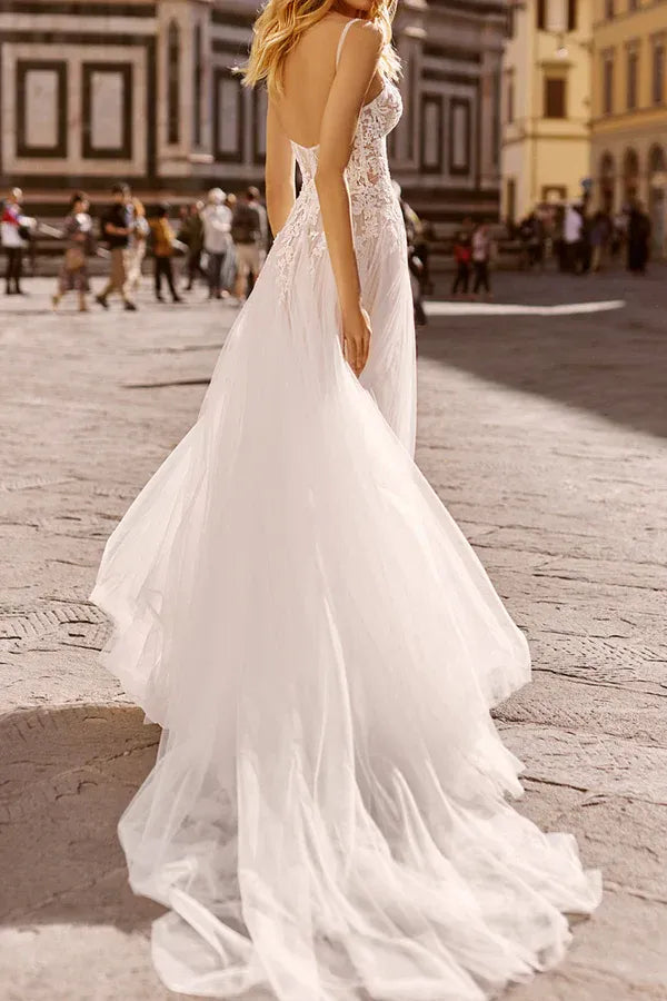 Airy Spaghetti Strap Sweetheart Lace A-Line Floor-Length Wedding Dress
