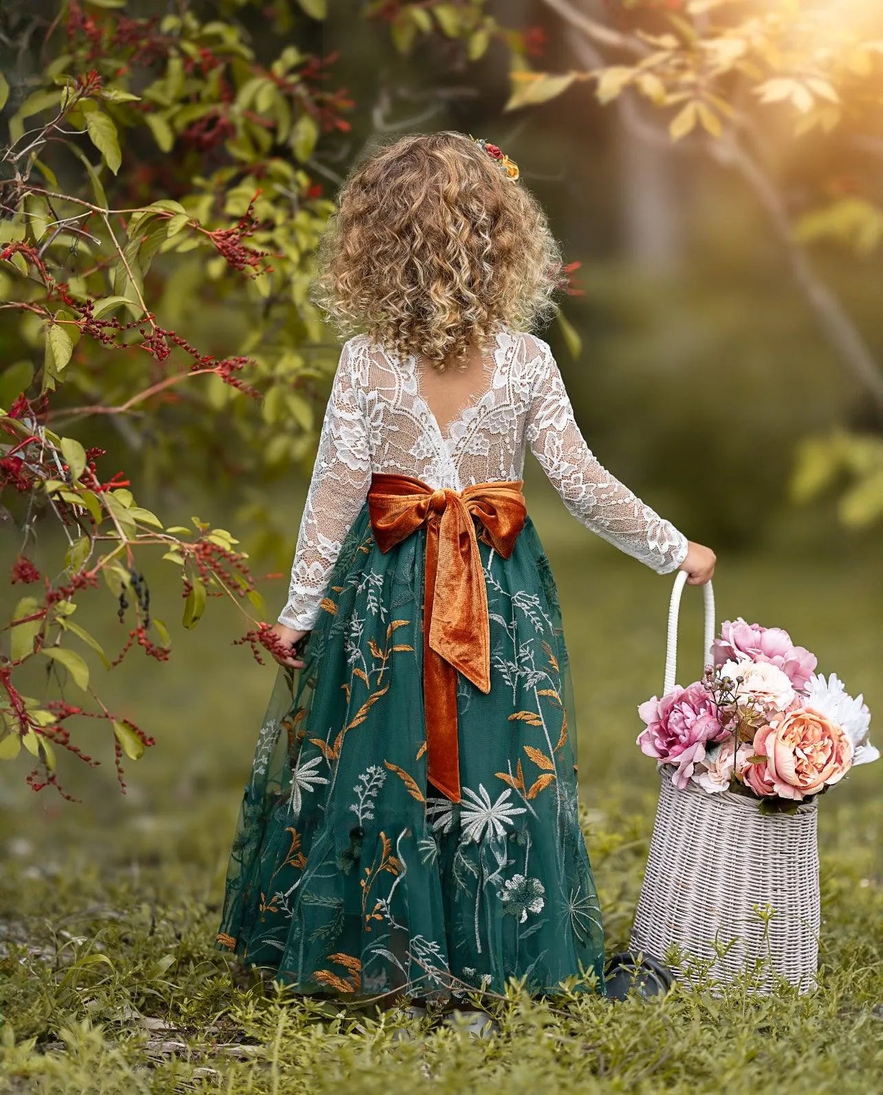 Autumn A-Line Round Neck Sleeveless V-Back Knee-Length Outdoor Flower Girl Dress