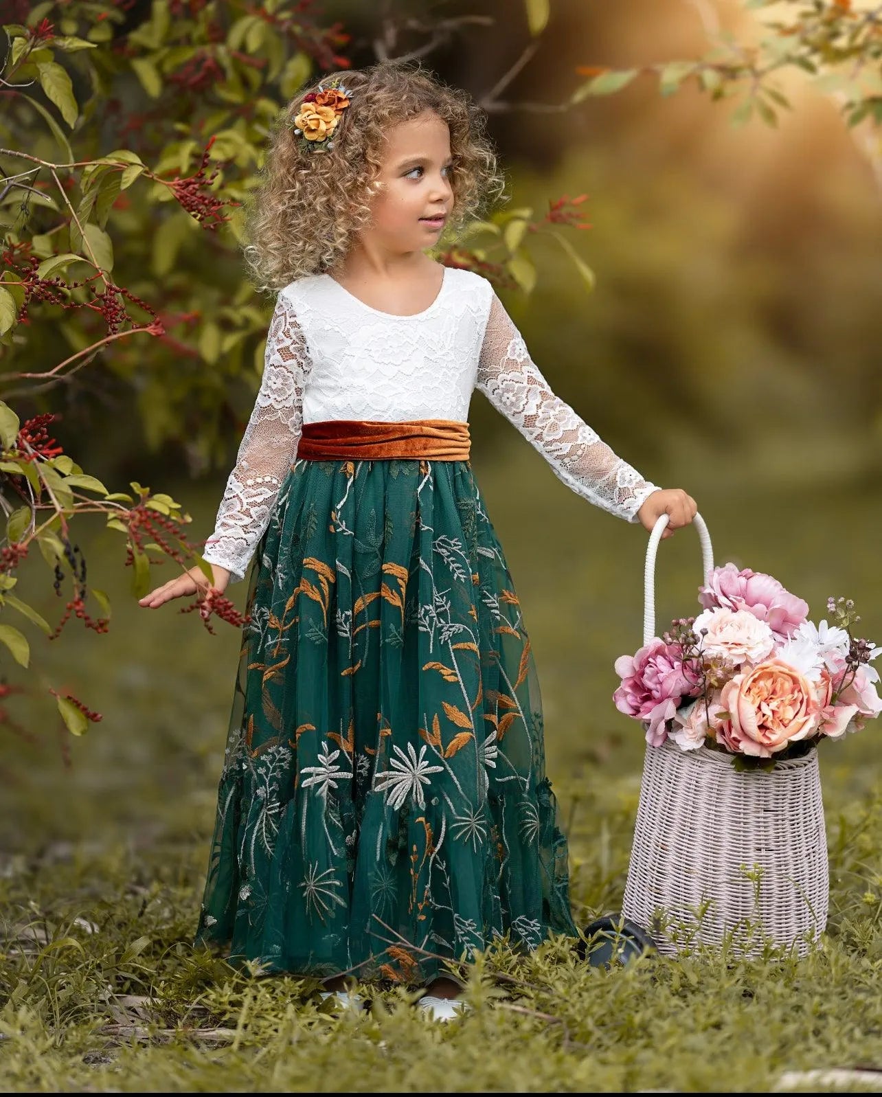 Autumn A-Line Round Neck Sleeveless V-Back Knee-Length Outdoor Flower Girl Dress