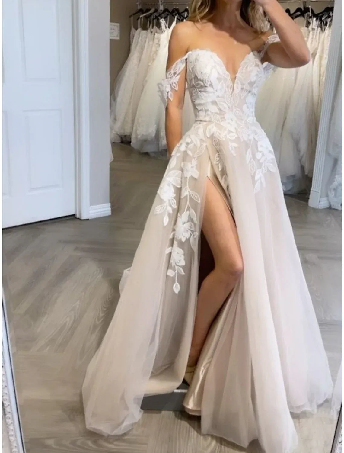 Boho A-Line Off-The-Shoulder Sweetheart Floral Lace High Slit Champagne Tulle Wedding Dress