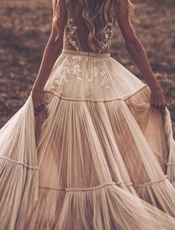 Boho Tiered A-Line Deep-V Sleeveless Sheer-Back Floor-Length Wedding Dresses For Rustic Wedding
