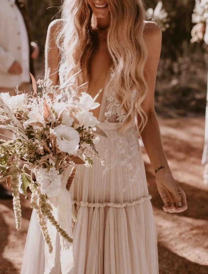 Boho Tiered A-Line Deep-V Sleeveless Sheer-Back Floor-Length Wedding Dresses For Rustic Wedding