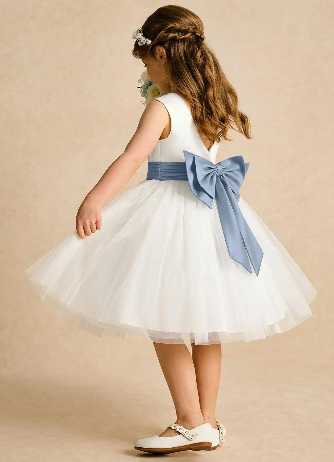 Bow A-Line Round Neck Sleeveless V-Back Knee-Length Formal Flower Girl Dress