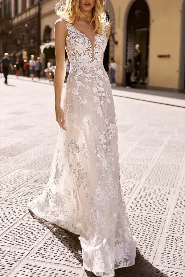 Breathtaking Plunging V-Neck Floral Lace Tulle A-Line Floor-Length Wedding Dress
