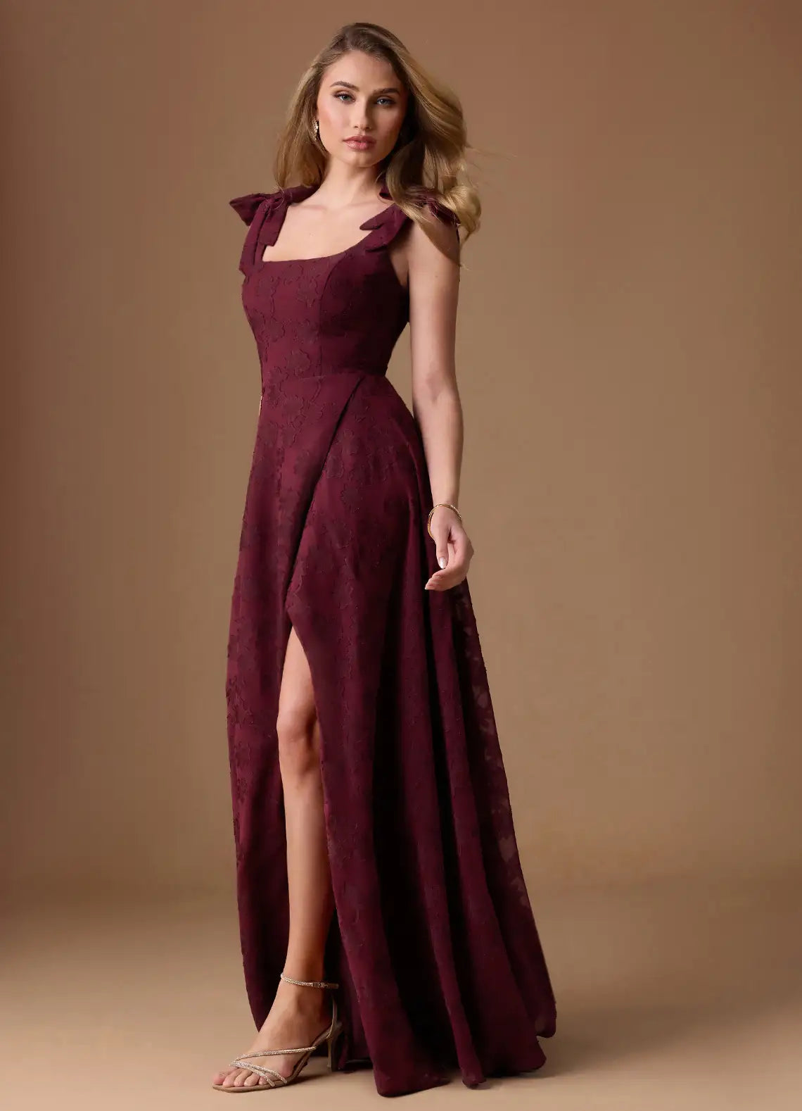 Burgundy Floor-Length Square Neck Bow Strap Jacquard A-Line Bridesmaid Dress