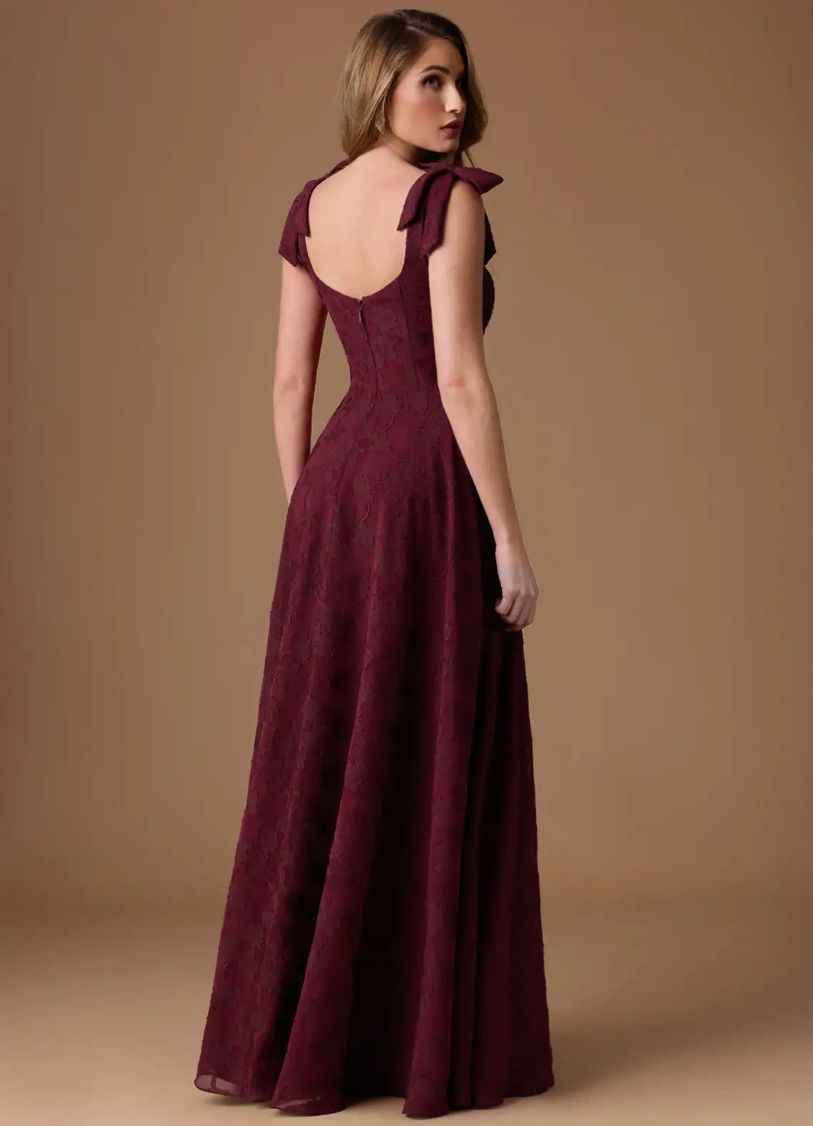 Burgundy Floor-Length Square Neck Bow Strap Jacquard A-Line Bridesmaid Dress
