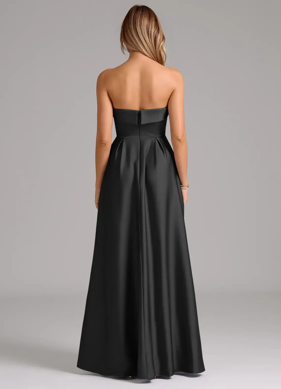 Chic Black Satin A-Line Strapless Sweetheart-Neck Sleeveless Low-Back Floor-Length Evening Wedding Bridesmaid Dress