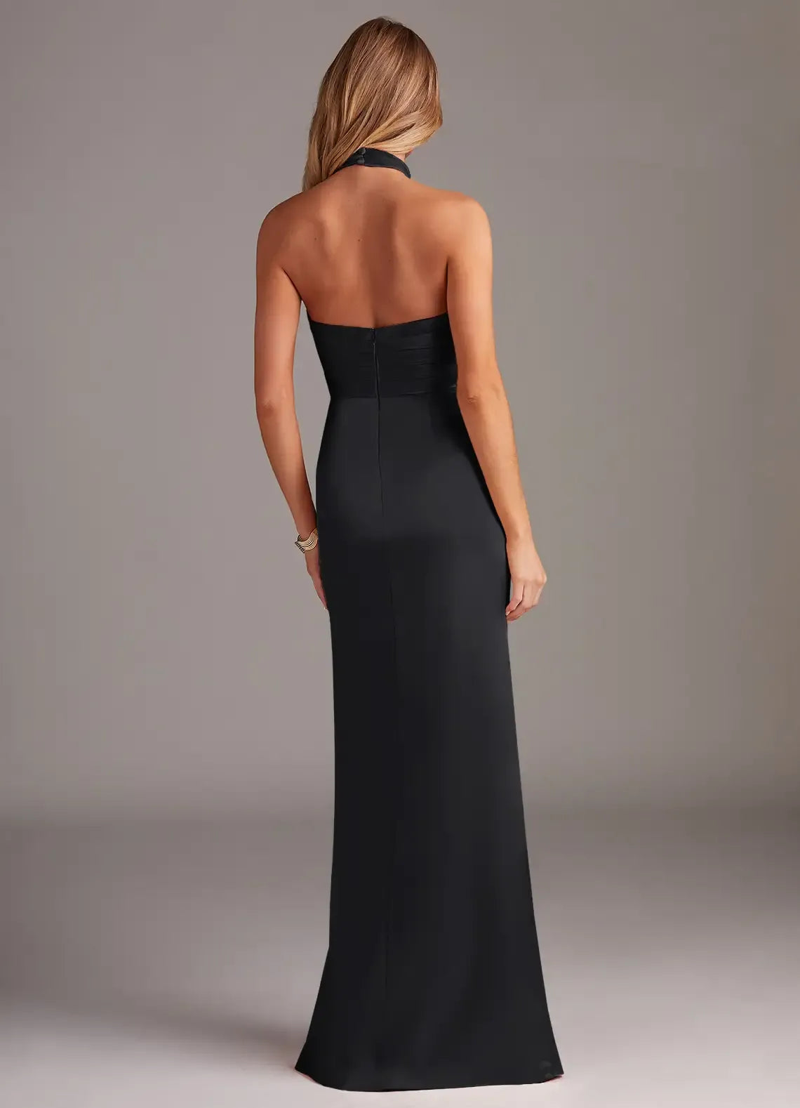 Chic Mermaid Halter‑Neck Sleeveless Low‑Back Floor‑Length Evening Bridesmaid Dress