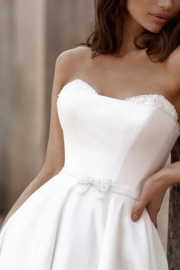 Classic Strapless Sweetheart A-Line Floor-Length Wedding Dress