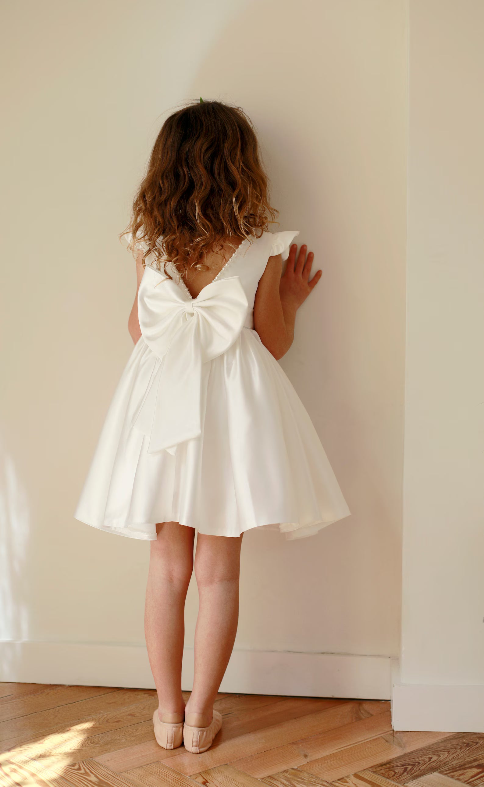 Cute A-Line Hight Neck Cap Sleeve V Back Short-Mini Girl Dress
