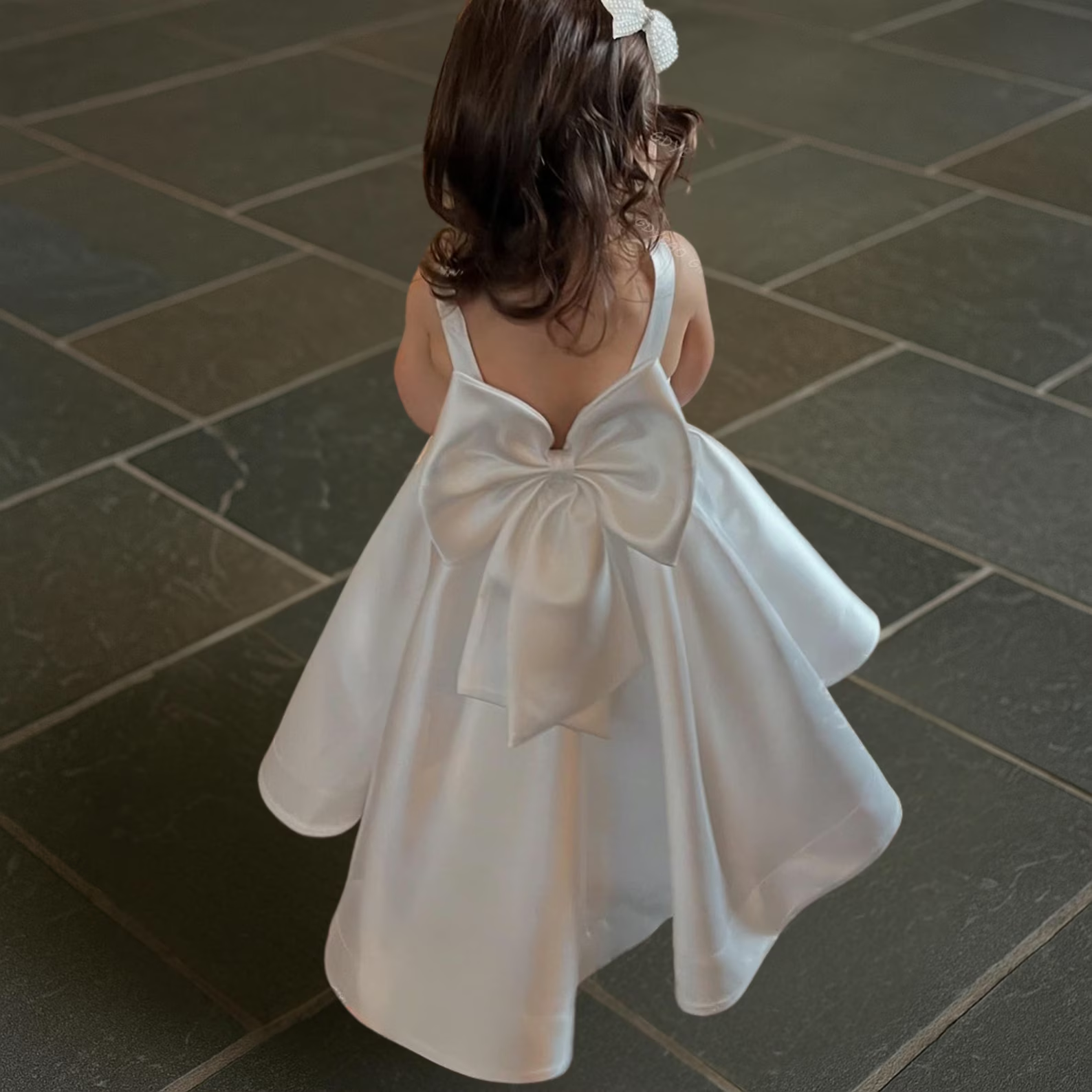 Cute A-Line Scoop Neck Sleeveless Open Back Floor-Length Flower Girl Dress