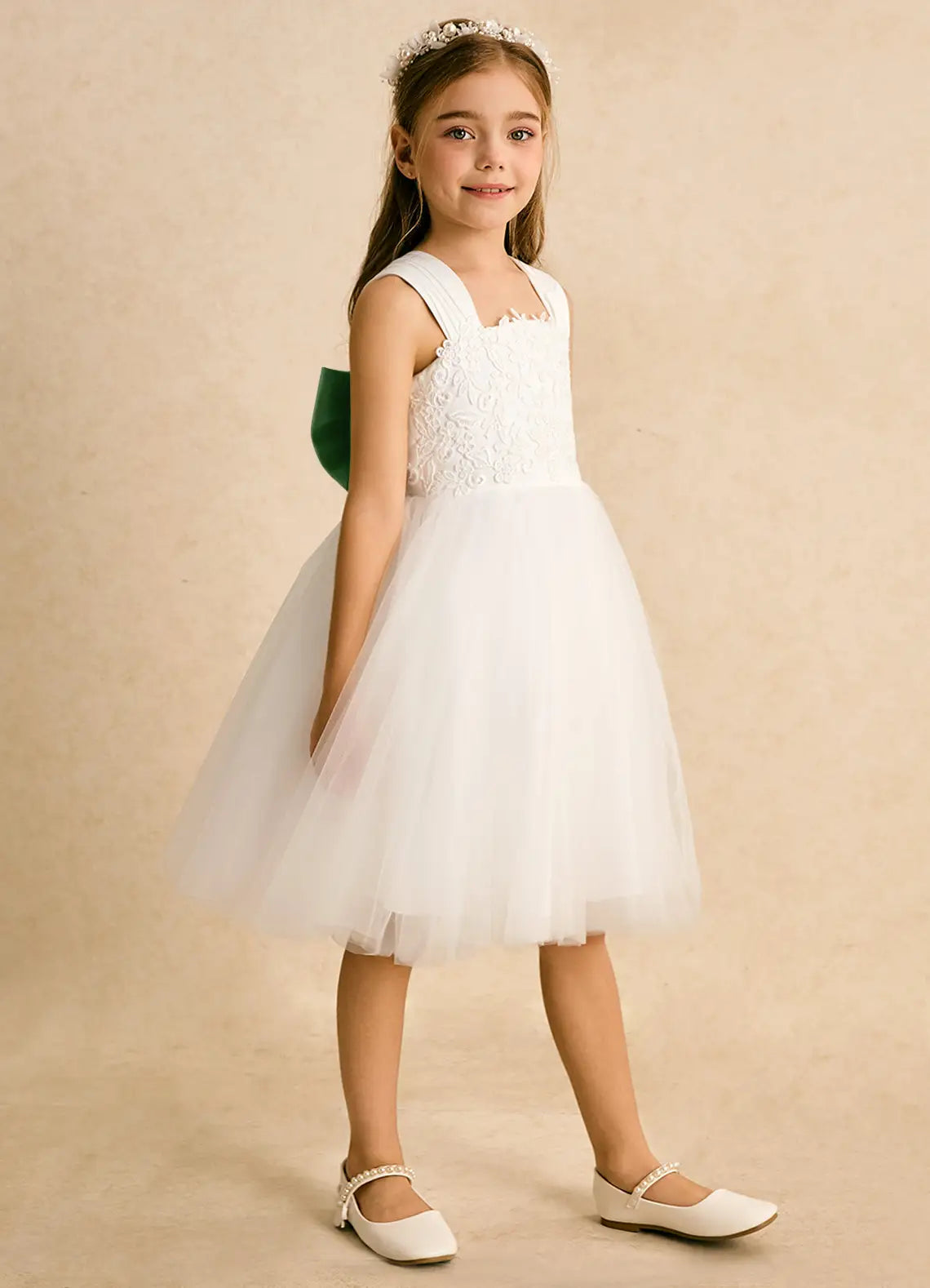 Cute Ball-Gown Scoop Neck Sleeveless Backless Knee-Length Flower Girl Dresses