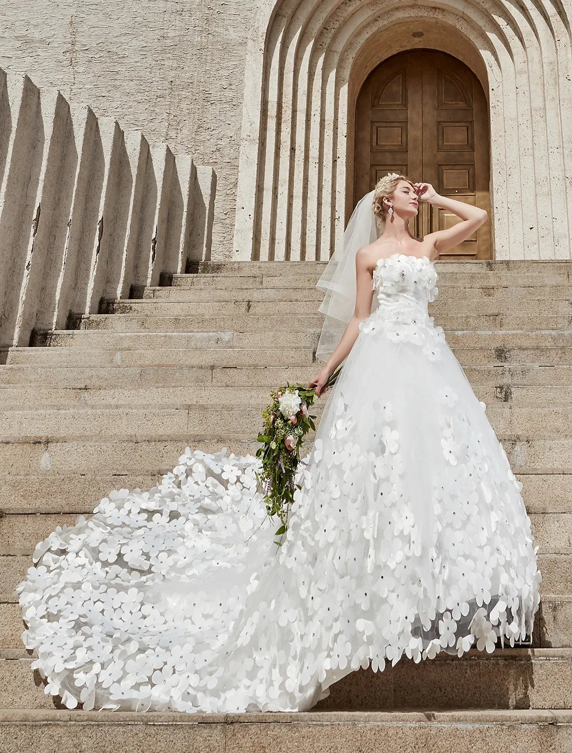 Dreamy Ballgown Strapless Sweetheart Lace Up Train Wedding Dress