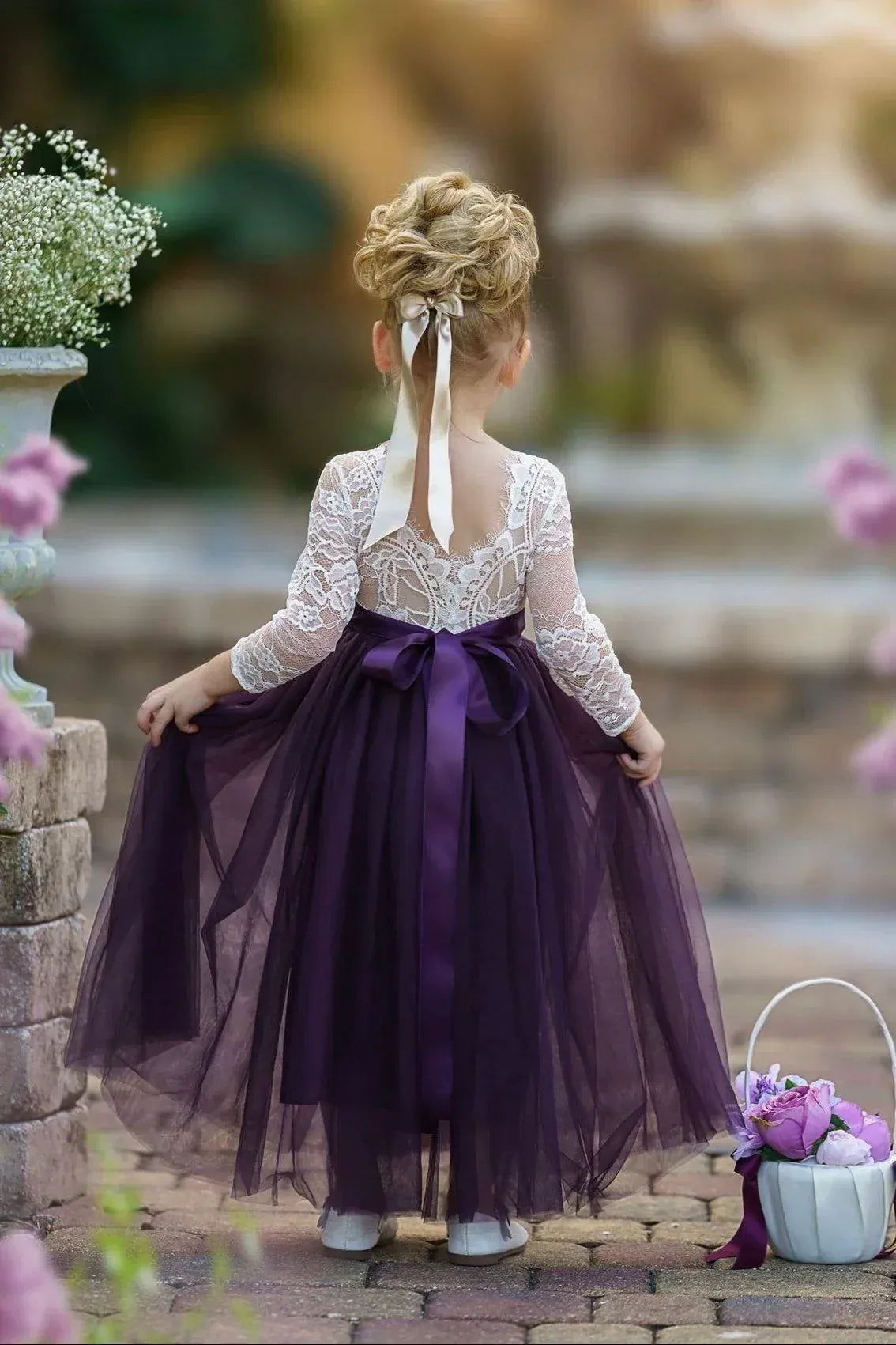 Elegant A-Line Round Neck Sleeveless V-Back Tea-Length Outdoor Flower Girl Dress
