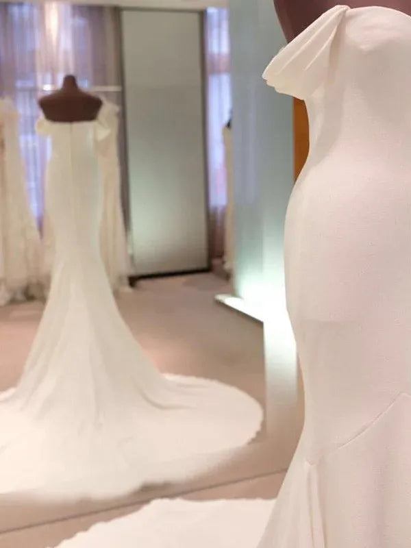 Elegant Off-The-Shoulder Fold Trim Matte Crepe Mermaid Wedding Dress With Wide Circular Court Train
