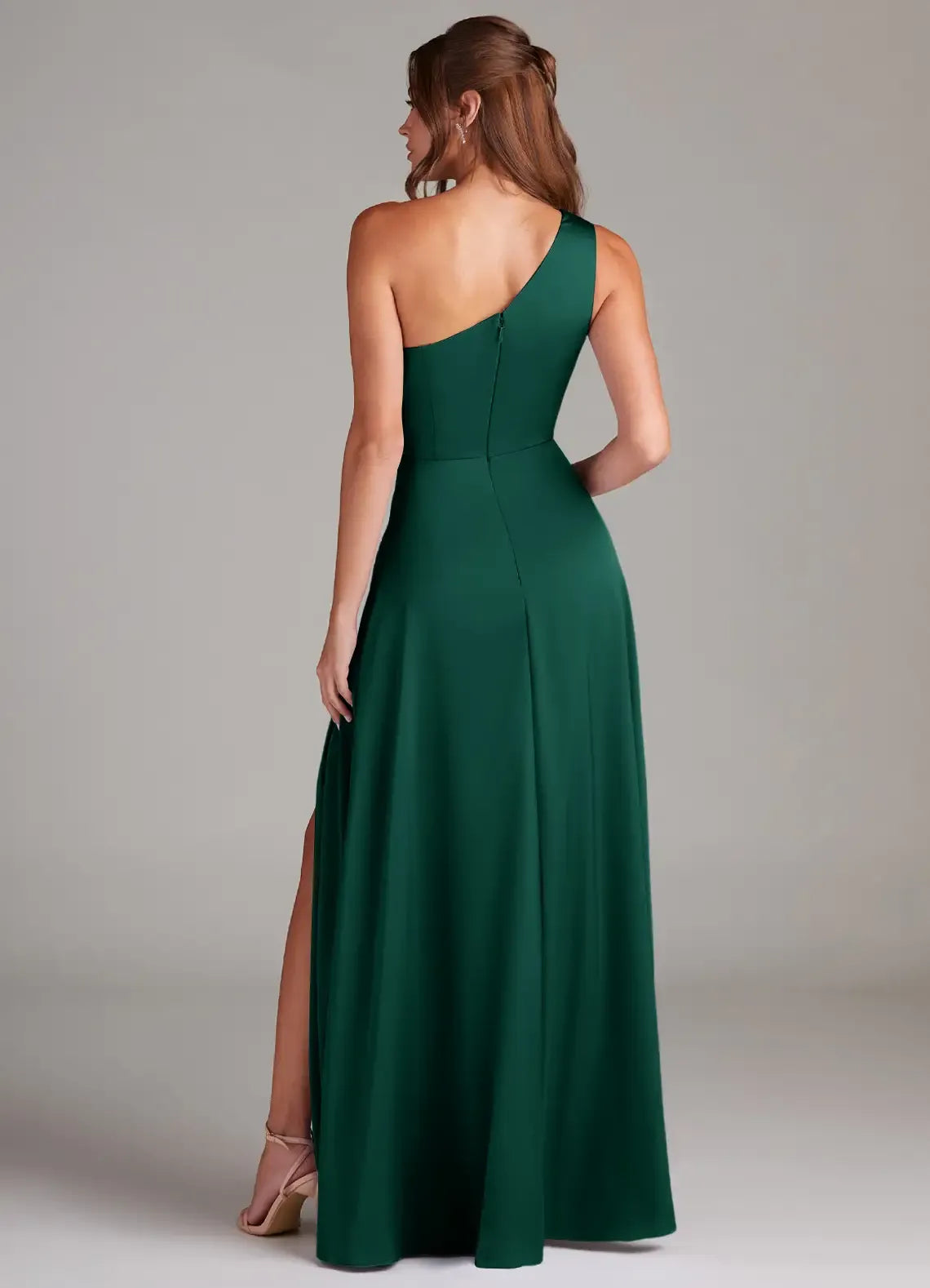 Elegant A‑Line One‑Shoulder Twisted‑Bust Plain‑Back Floor‑Length Wedding Bridesmaid Dress