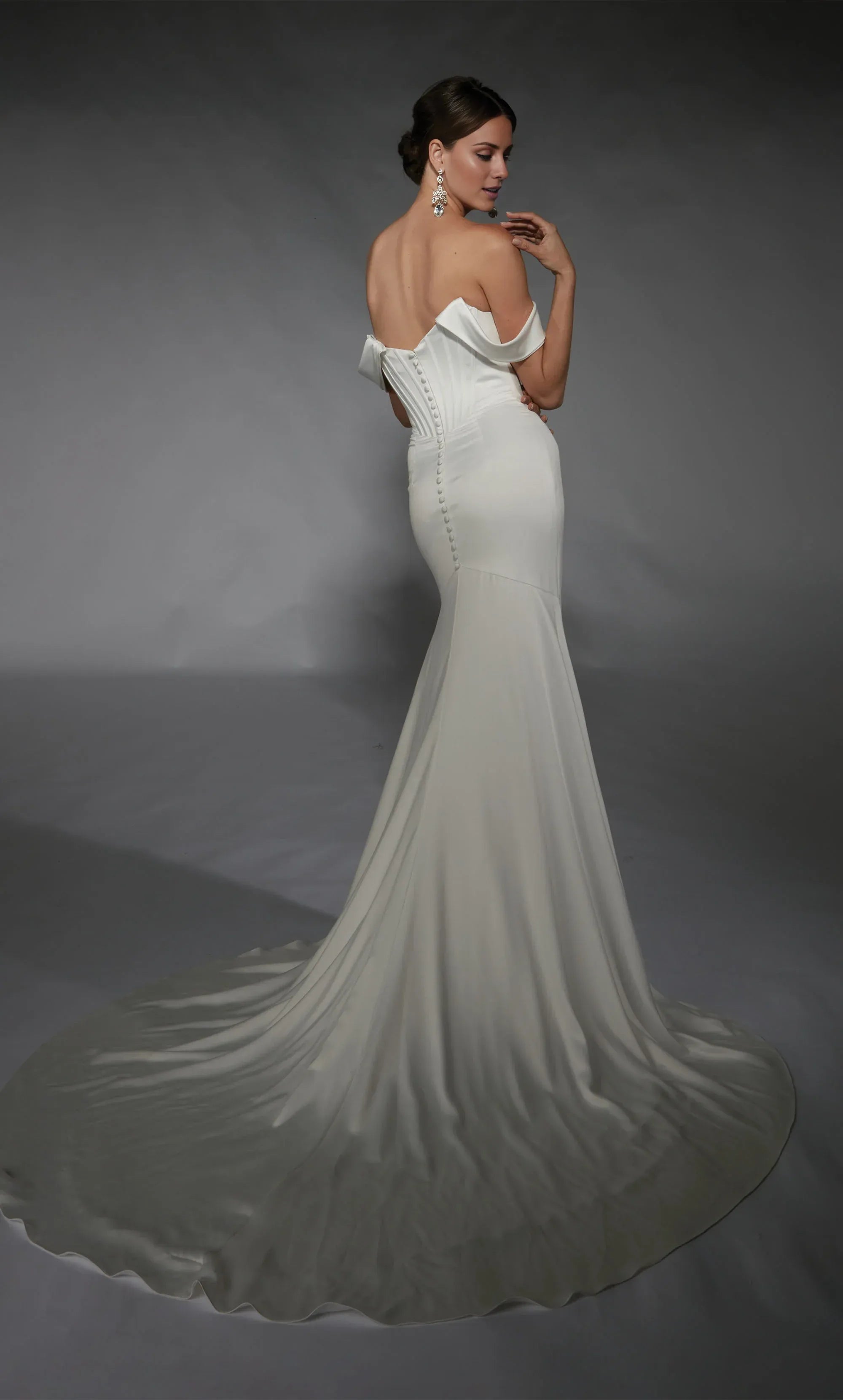 Elegant Off‑The‑Shoulder Satin Mermaid Corset‑Seam Low‑Back Wedding Dress