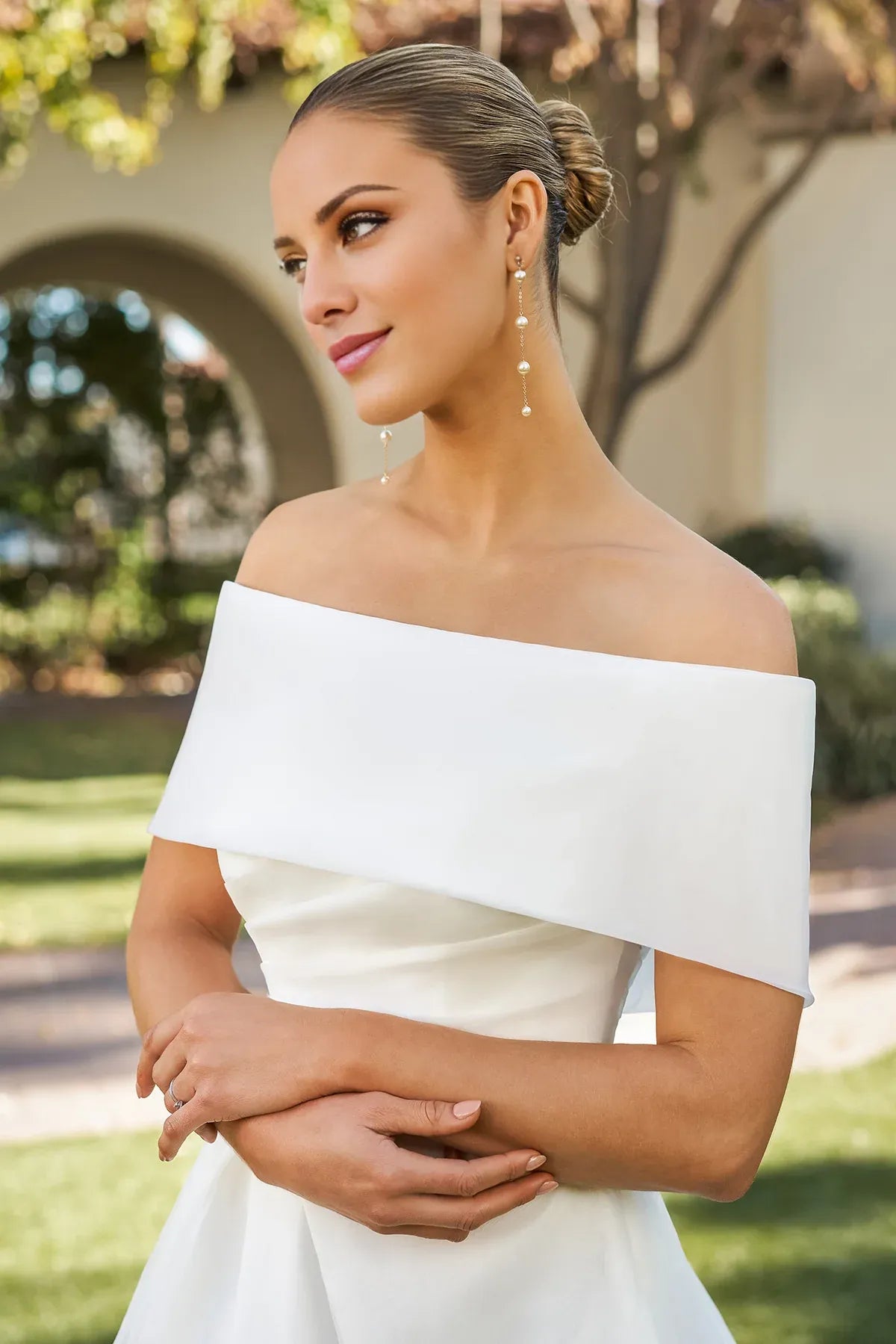 Elegant Off‑the‑Shoulder Satin Tulle A‑Line Low Back Slit Pearl Train Garden Wedding Dress