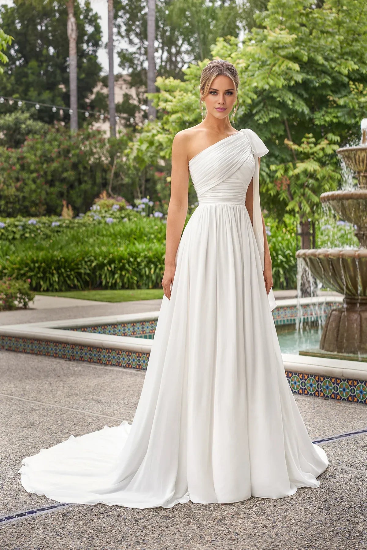 Elegant One‑Shoulder Chiffon A‑Line Pleated Low‑Back Pearl‑Button Wedding Dress