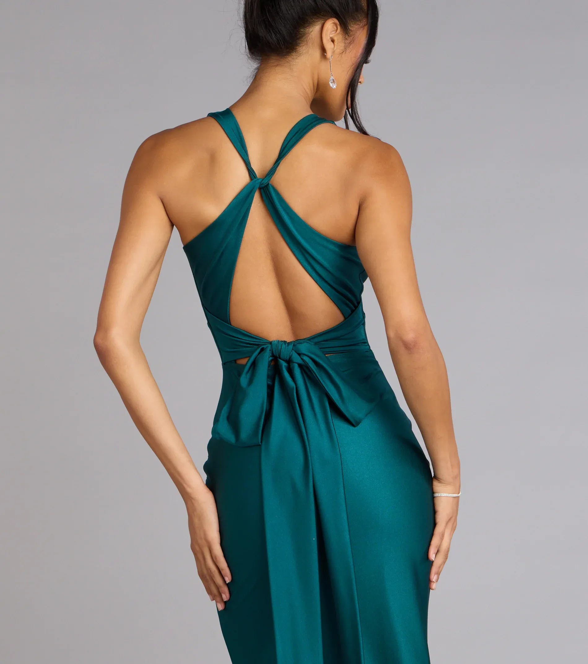 Emerald Green Satin Halter Twist Front Cross Tie Back Bow Mermaid Floor Length Wedding Guest Dresses