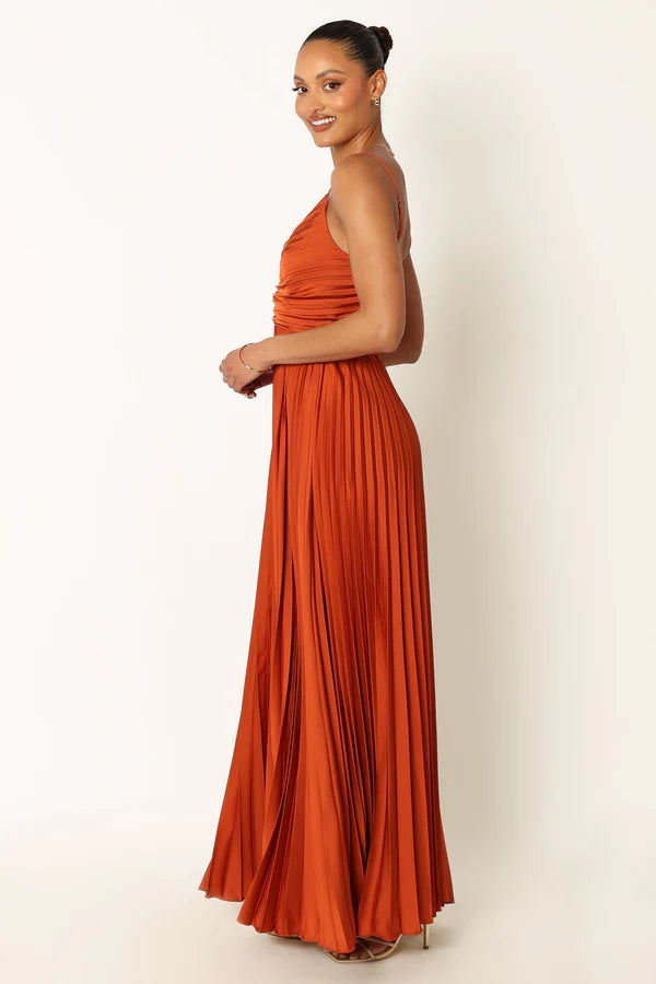 Flowy A-Line Sweetheart Spaghetti Strap Low-Back Floor-Length Wedding Guest Dress