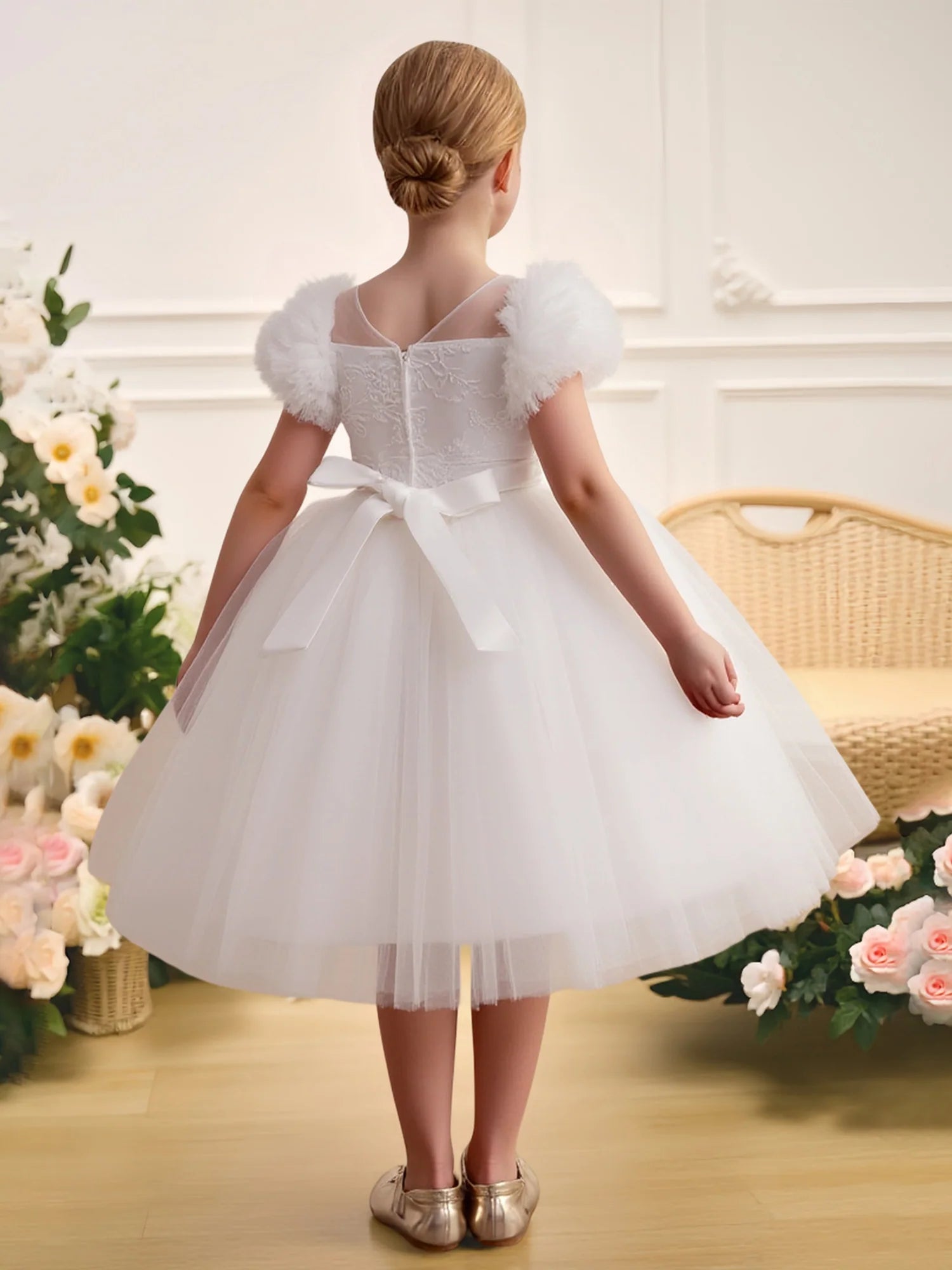 Fluffy Feather Cap Sleeve Round V Back Satin Waist Bow Lace White Tulle Short Flower Girl Dresses