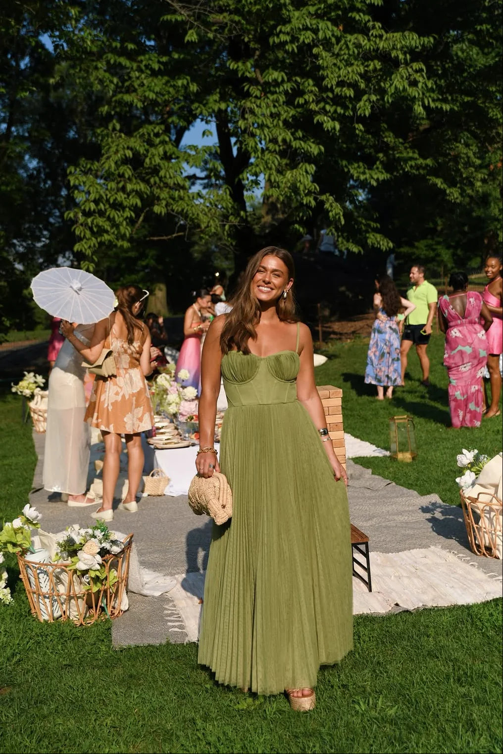 Fresh Floor-Length Sweetheart-Neck Spaghetti-Strap Pleated Wedding Guest Dress