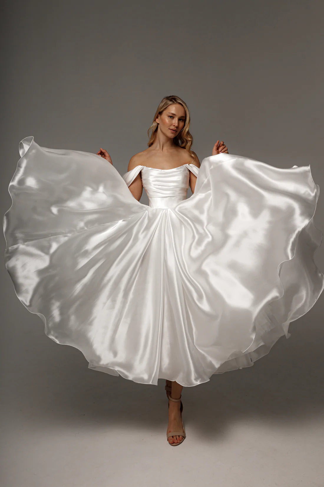 Gorgeous A Line Off-the-shoulder Neck Dropped Shoulder Sleeves Lace-Up Midi Length Wedding Dress