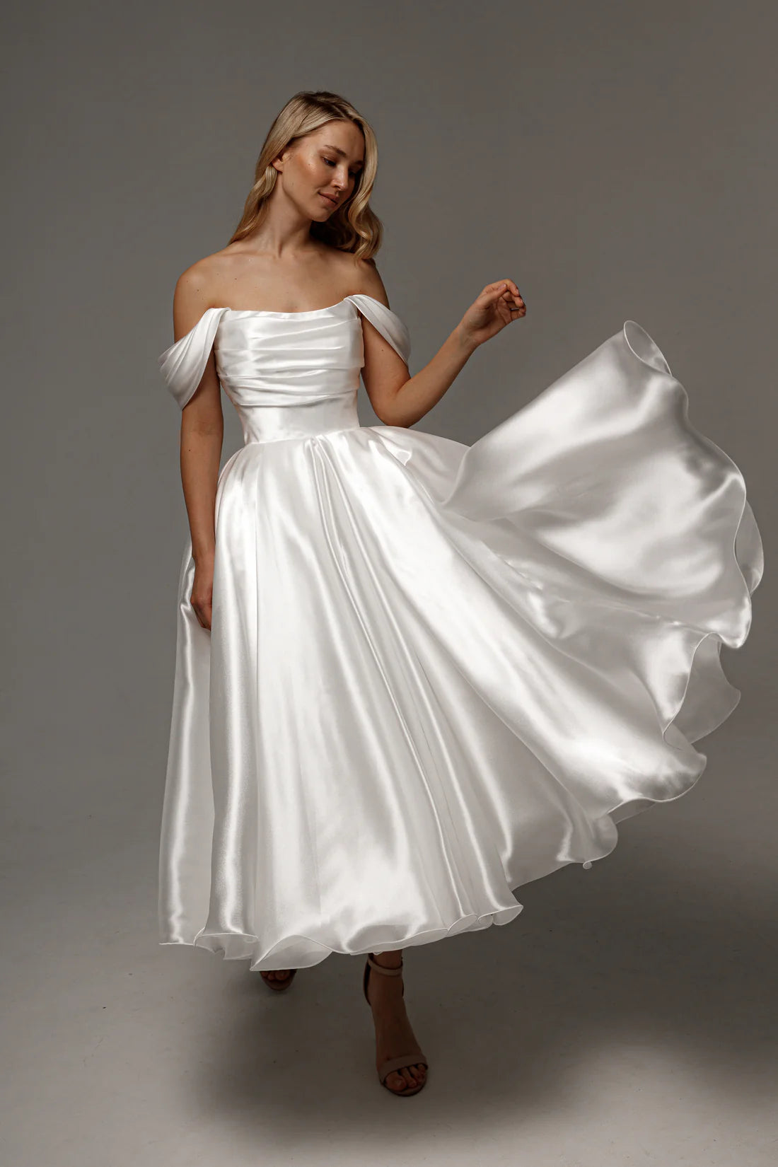Gorgeous A Line Off-the-shoulder Neck Dropped Shoulder Sleeves Lace-Up Midi Length Wedding Dress