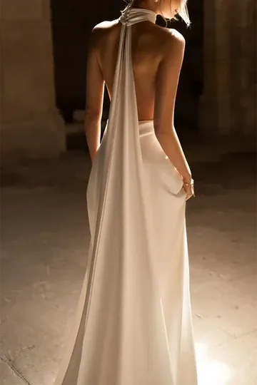 Halter‑Neck Deep‑V Open‑Back Satin Sheath Wedding Dress With Functional Pockets