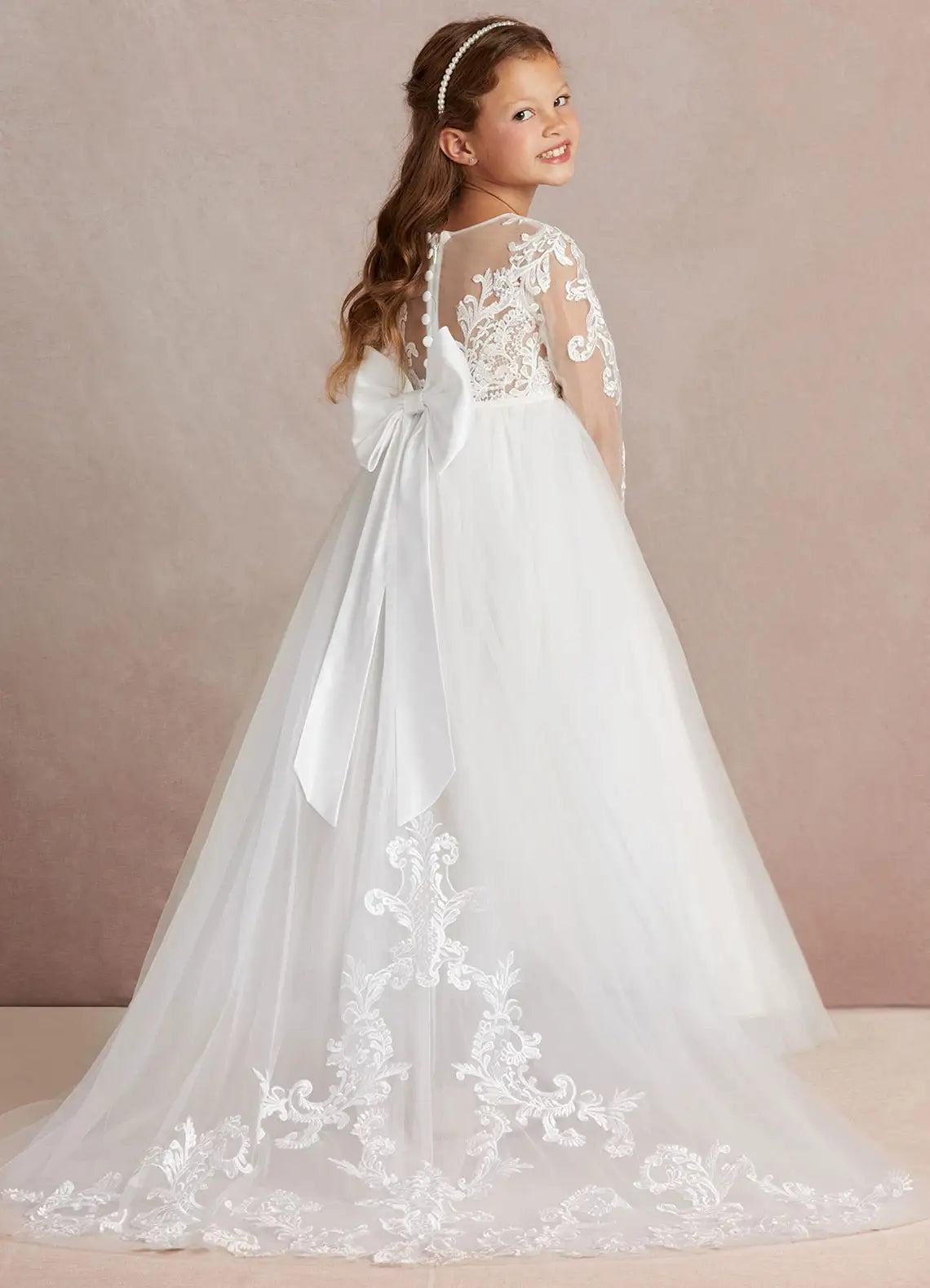 Illusion Long Sleeve Lace Round Neck Back Big Bow White Tulle Floor-Length Flower Girl Dresses