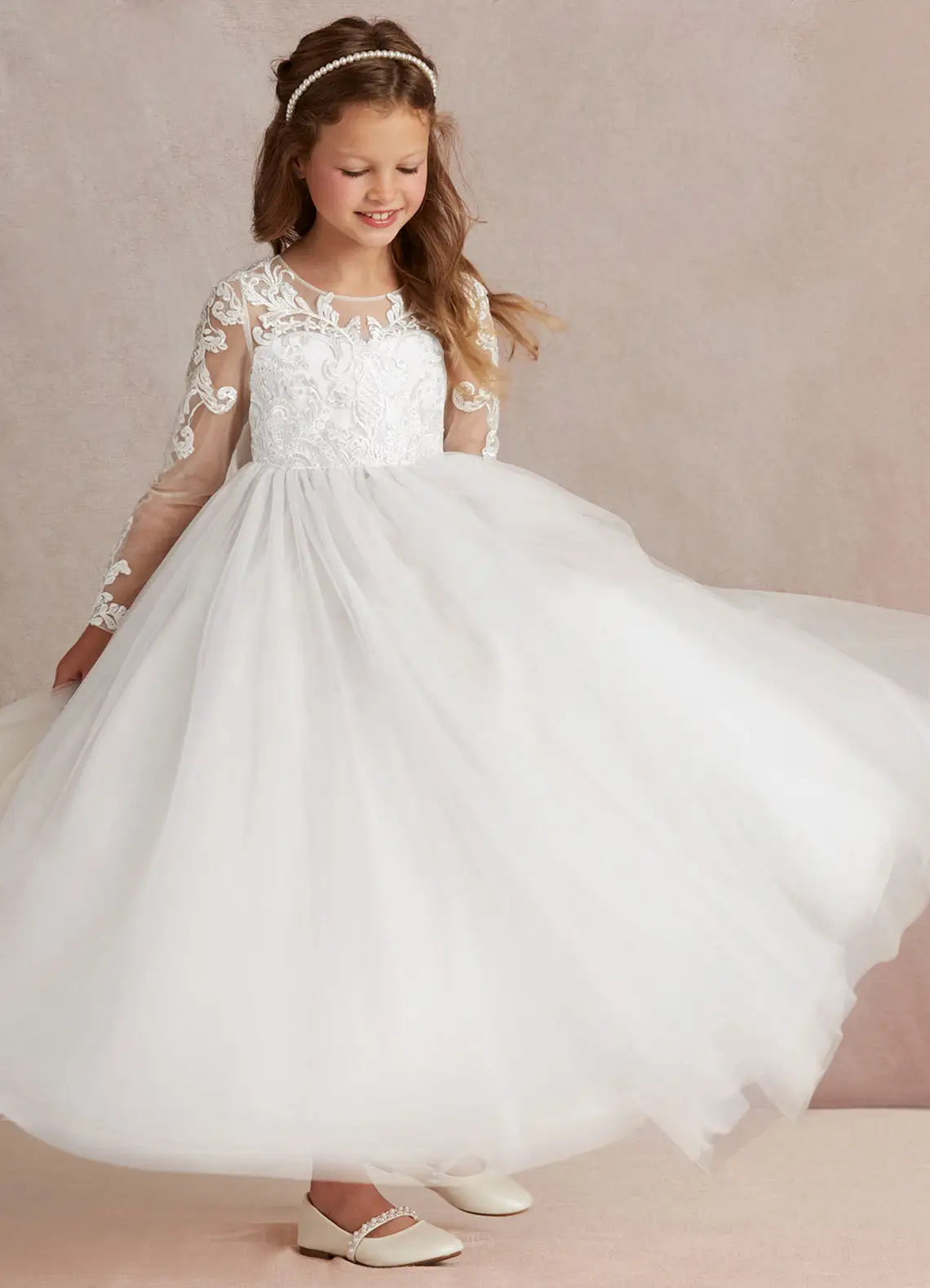 Illusion Long Sleeve Lace Round Neck Back Big Bow White Tulle Floor-Length Flower Girl Dresses