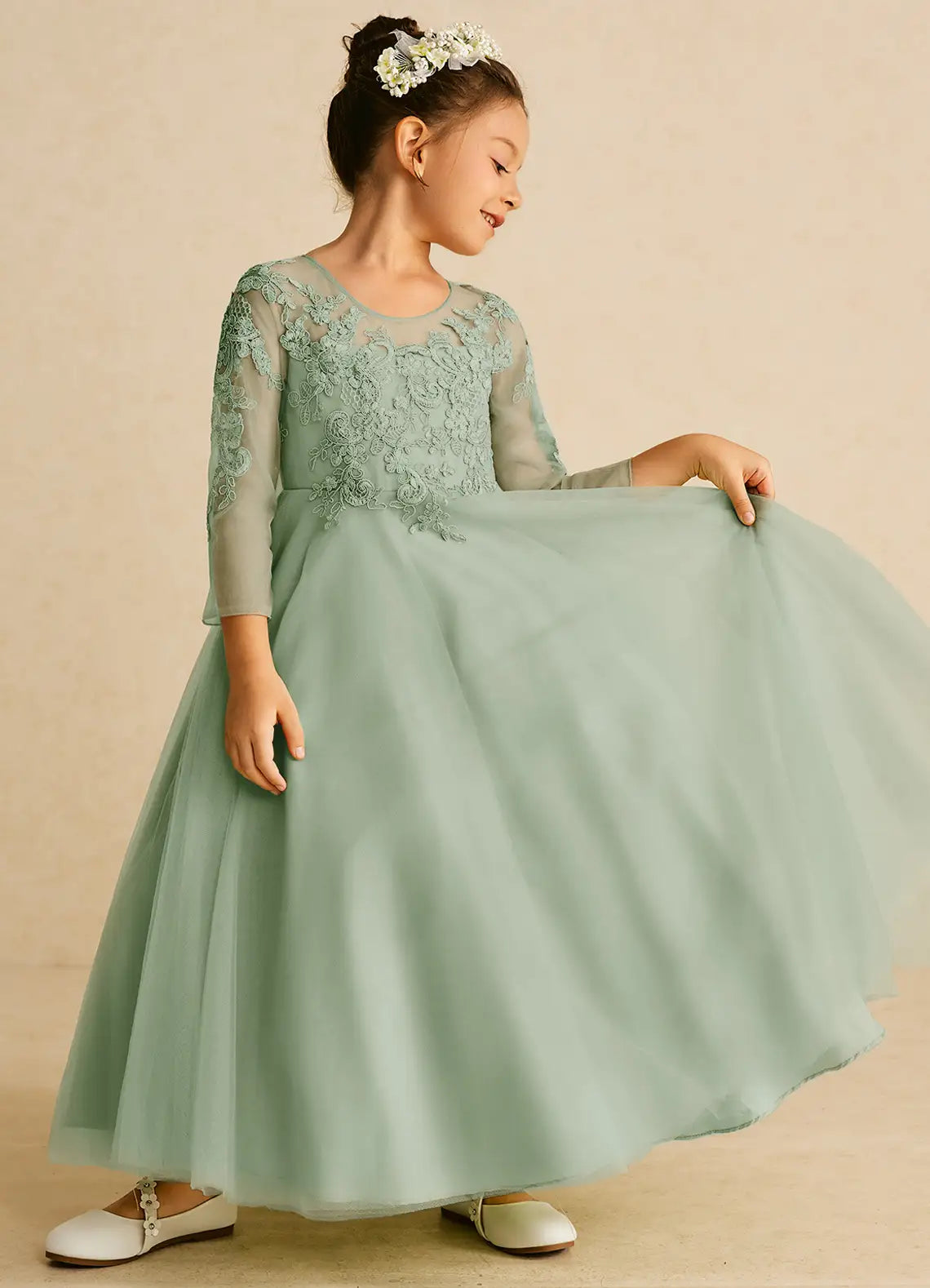Illusion Round Neck Three-Quarter Sleeve Sage Green Tulle Full-Length Flower Girl Dresses with Lace Appliques and Cutout Back Bows