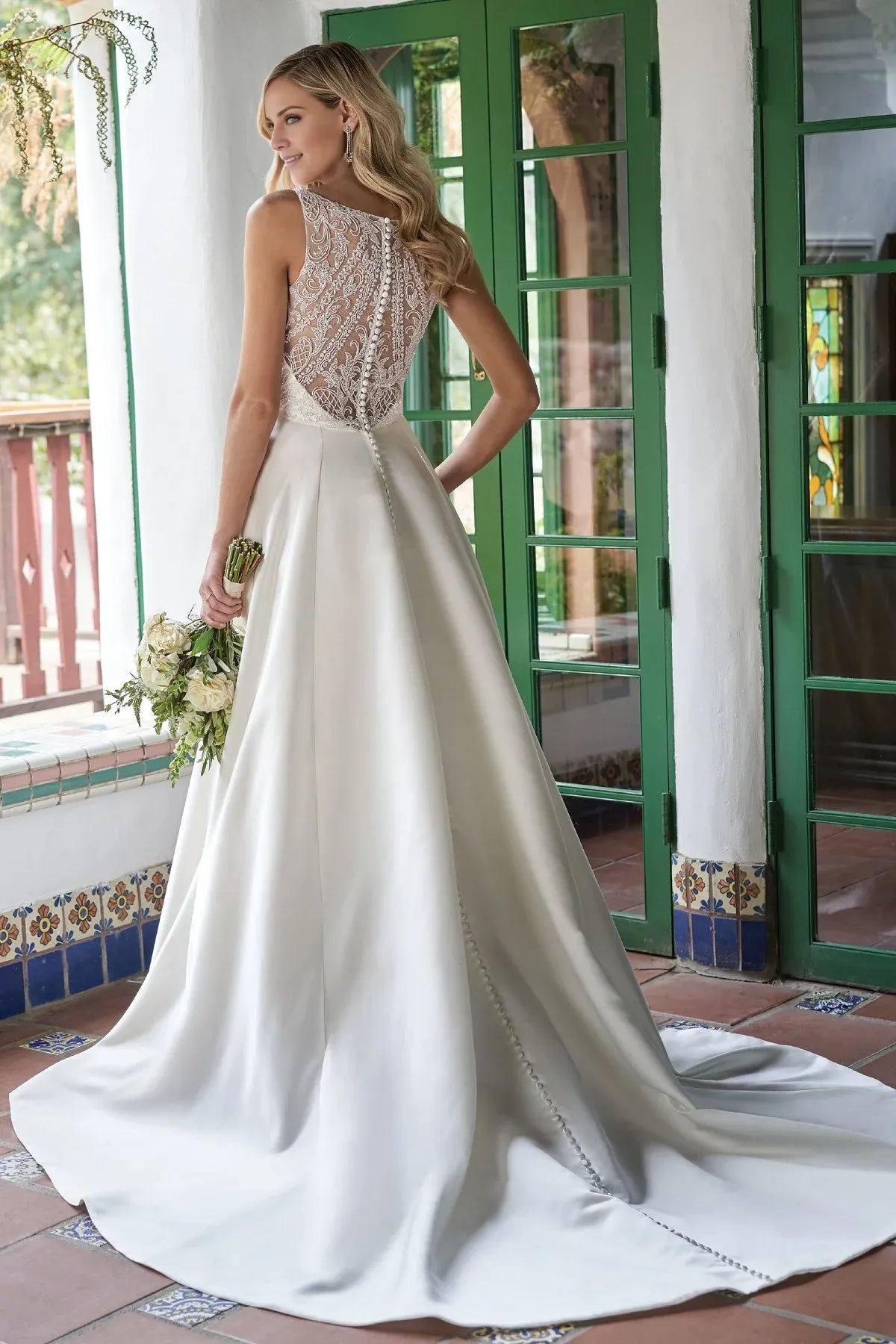 Luxury Modern A‑Line Deep‑V Sleeveless Illusion‑Lace‑Back Pearl‑Trim Satin Floor‑Length Wedding Dresses For Spanish‑Style Courtyard Wedding