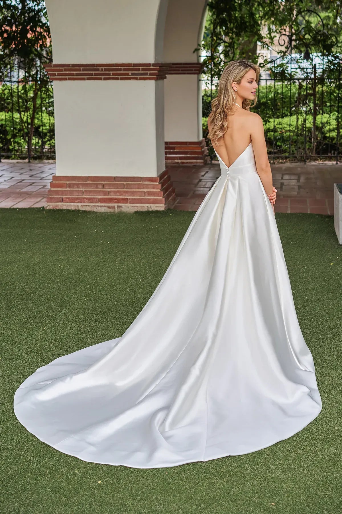 Modern Halter Deep V Satin A‑Line Low Back Slit Pocket Garden Wedding Dress