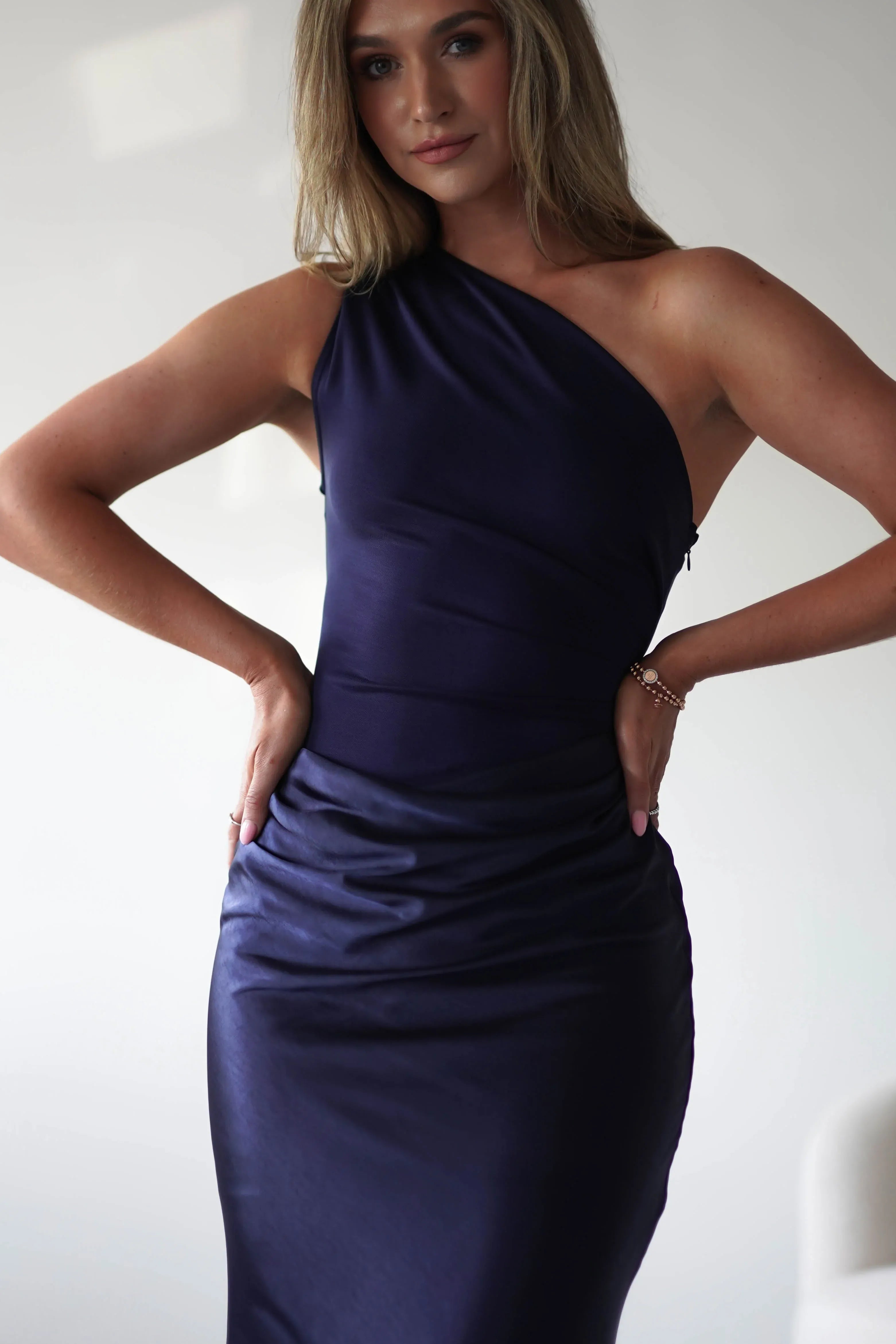 Navy Blue One-Shoulder Satin Midi Bridesmaid Dress with Ruched Waist