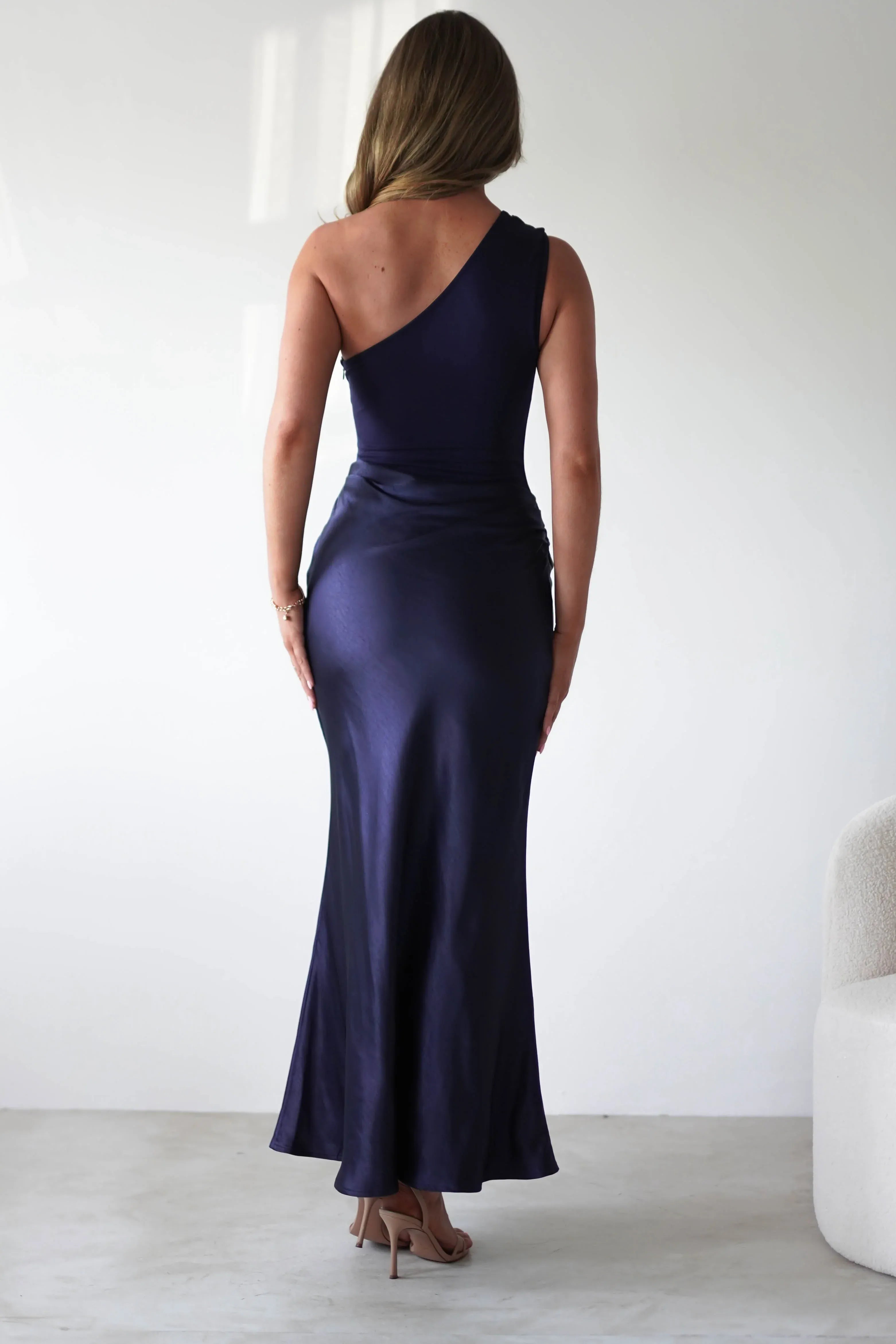 Navy Blue One-Shoulder Satin Midi Bridesmaid Dress with Ruched Waist