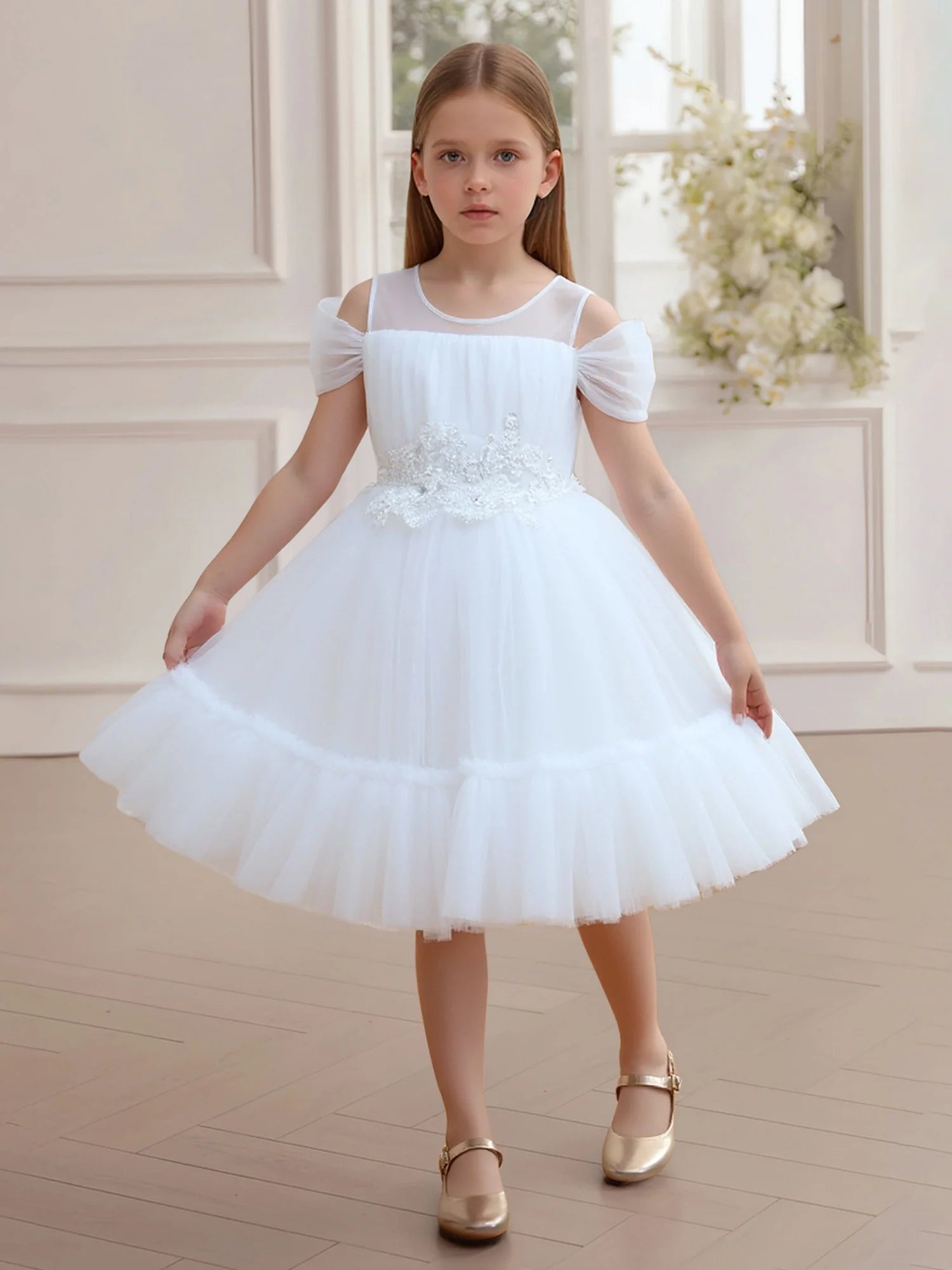 Off Shoulder Puff Mesh Sleeve Round V Back Satin Waist Bow Lace Applique White Ruffle Tulle Short Flower Girl Dresses