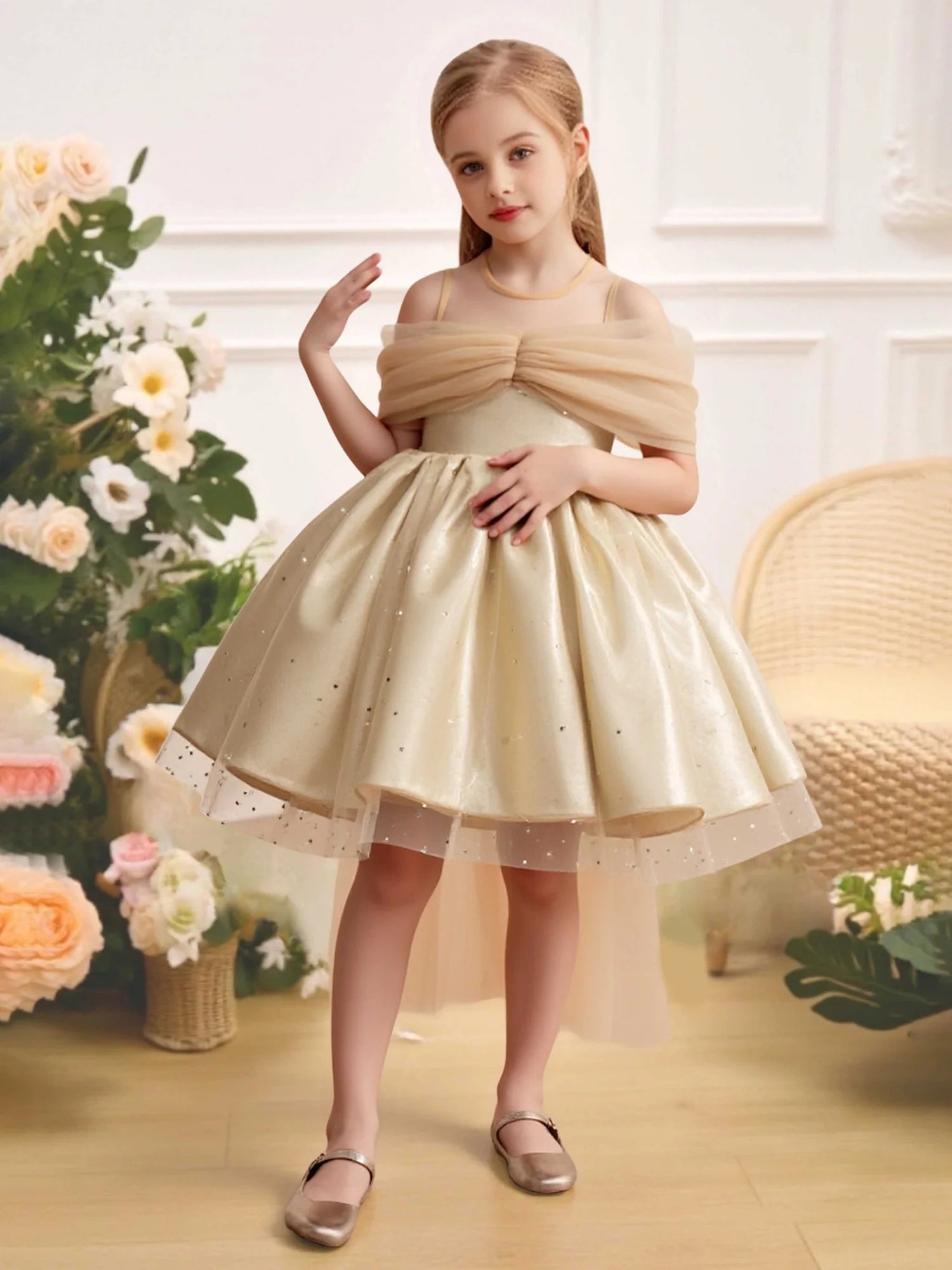 Off Shoulder Tulle Drape Spaghetti Strap Back Long Train Champagne Glitter Satin Short Flower Girl Dresses