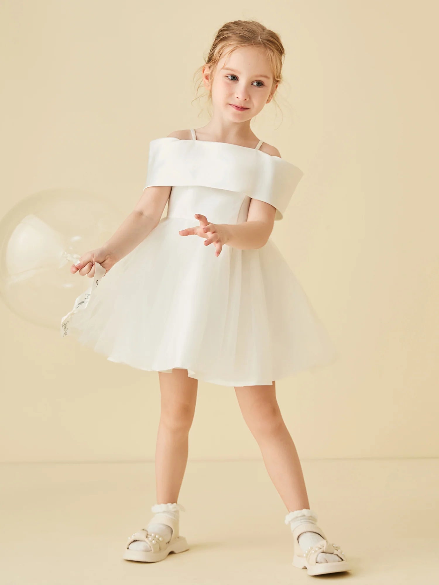Off The Shoulder Thin Strap Big Back Bow White Tulle Short Flower Girl Dresses