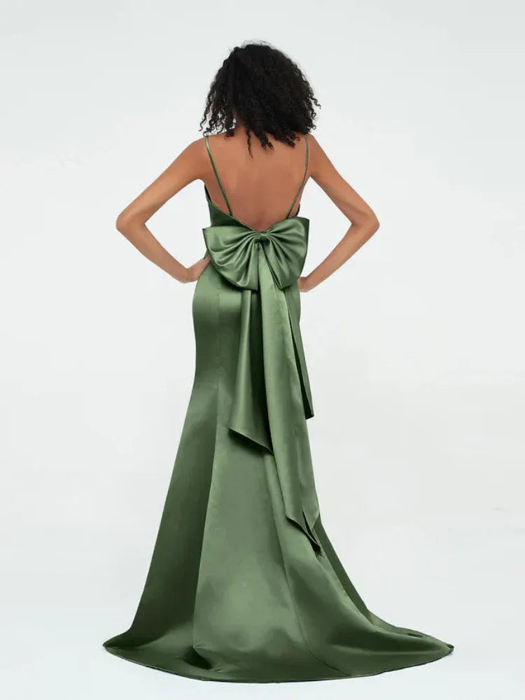 Olive‑Green Satin Spaghetti‑Strap V‑Neck Big‑Bow‑Back Mermaid Bridesmaid Dresses