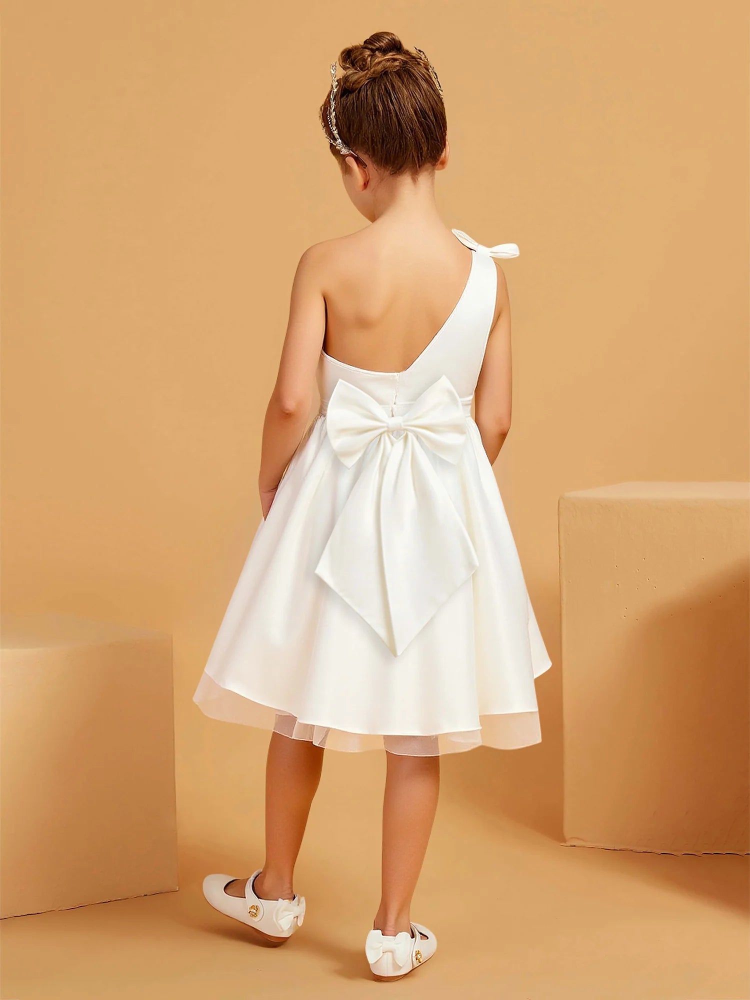 One Shoulder Small Bow Back Big Satin Bow White Satin Knee Length Flower Girl Dresses