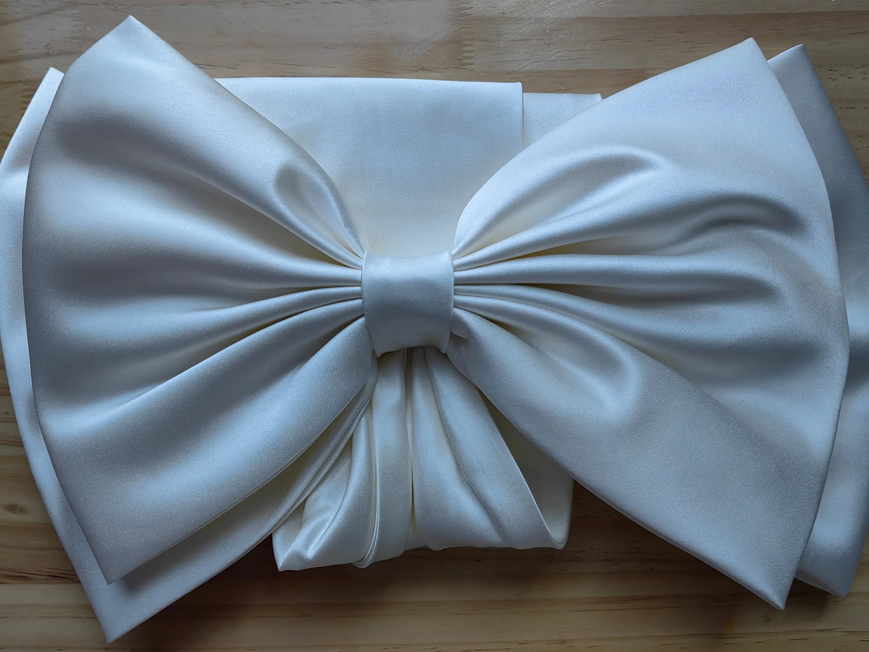 Oversized Removable Bridal Dress Bow