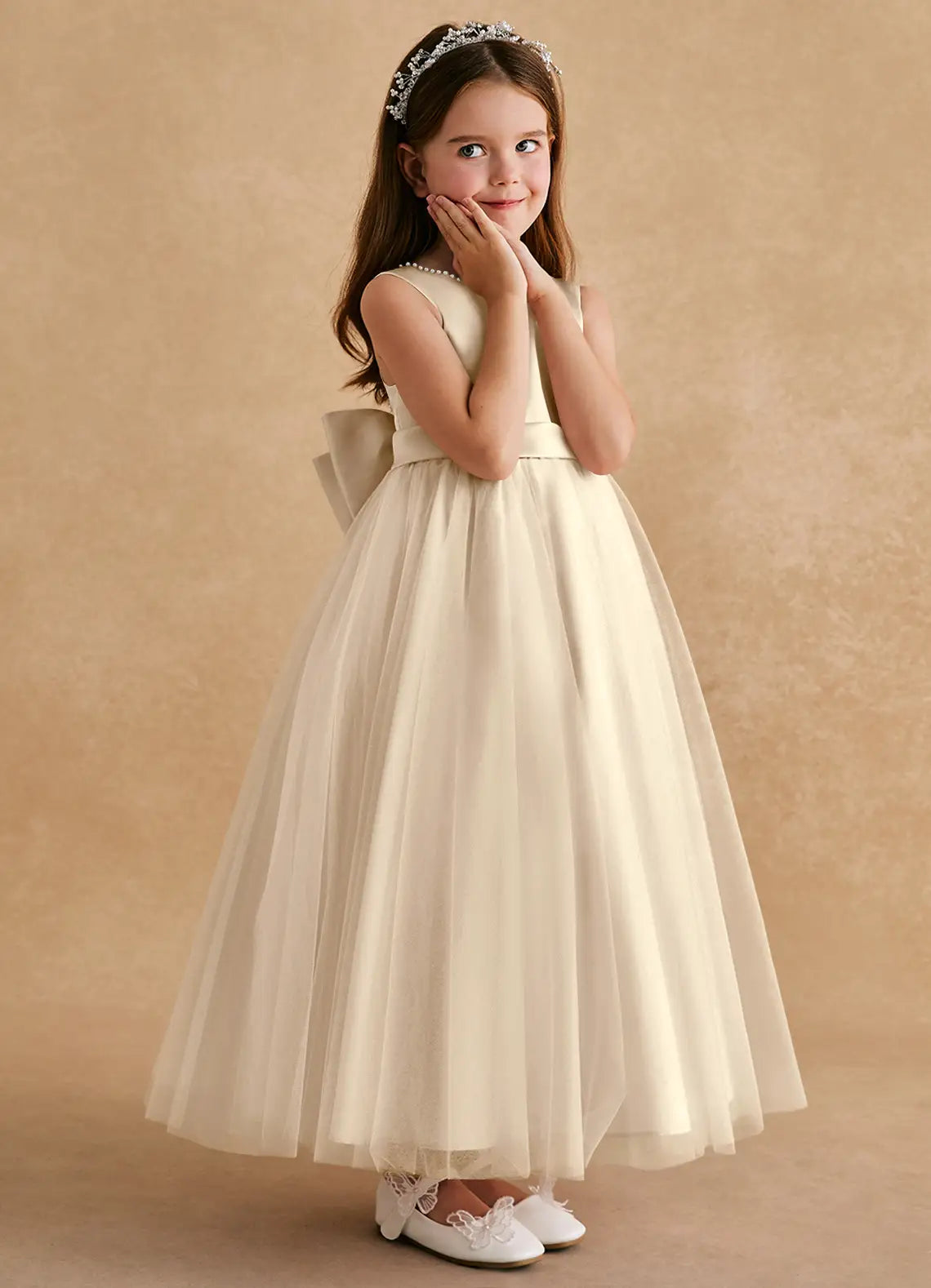 Pearl A-Line Scoop Neck Sleeveless V-Back Floor-Length Formal Flower Girl Dress