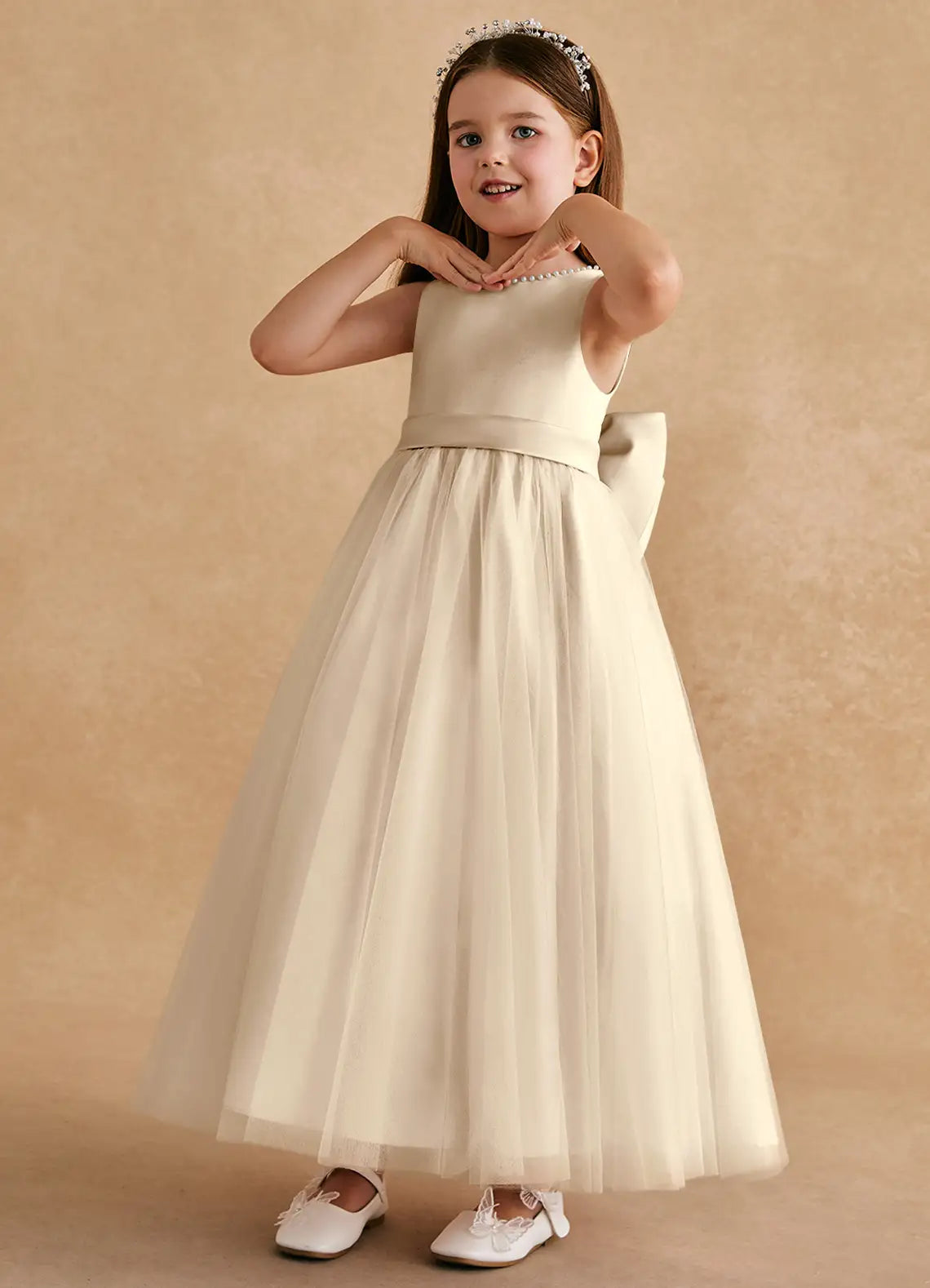 Pearl A-Line Scoop Neck Sleeveless V-Back Floor-Length Formal Flower Girl Dress