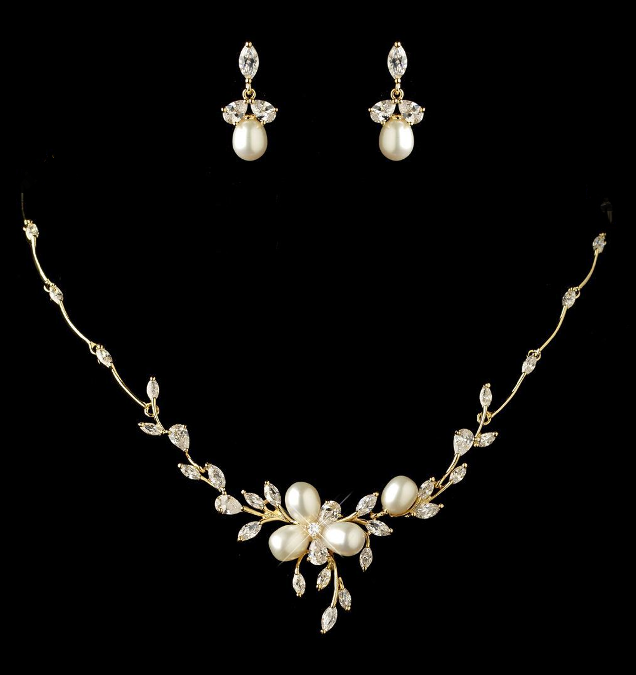 Pearl and Crystal Floral Jewelry Set with Necklace and Earrings