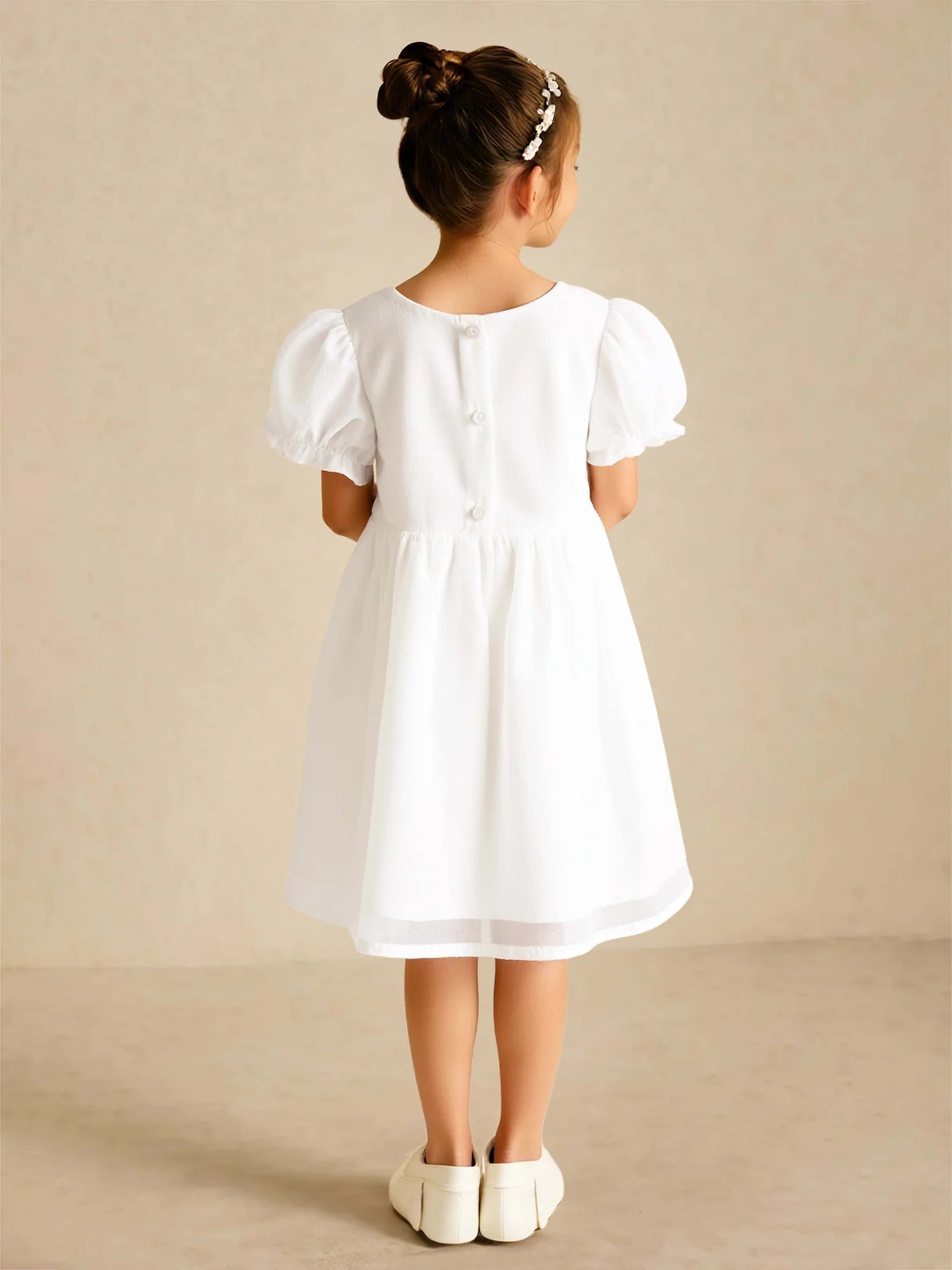 Puff Short Sleeve Round Neck Waist 3D Floral White Chiffon Knee Length Flower Girl Dresses