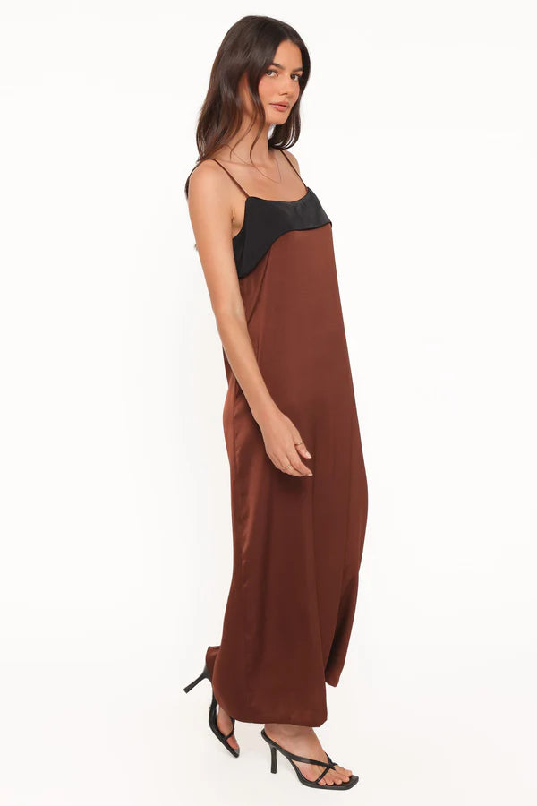 Relaxed Maxi Square-Neck Spaghetti-Strap Color-Block Wedding Guest Dress