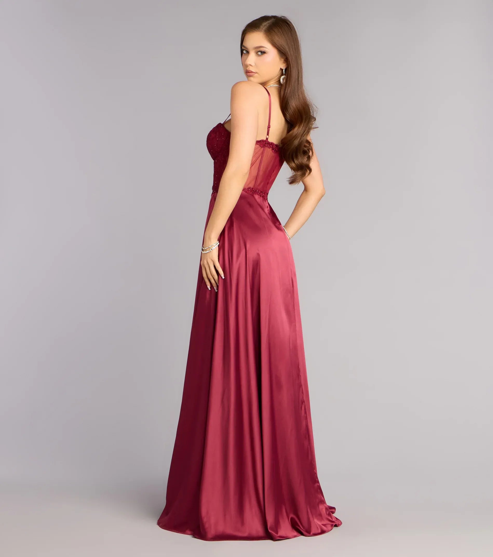 Romantic A-Line Sweetheart Spaghetti Zip-Back Slit Pocket Maxi Bridesmaid Dress